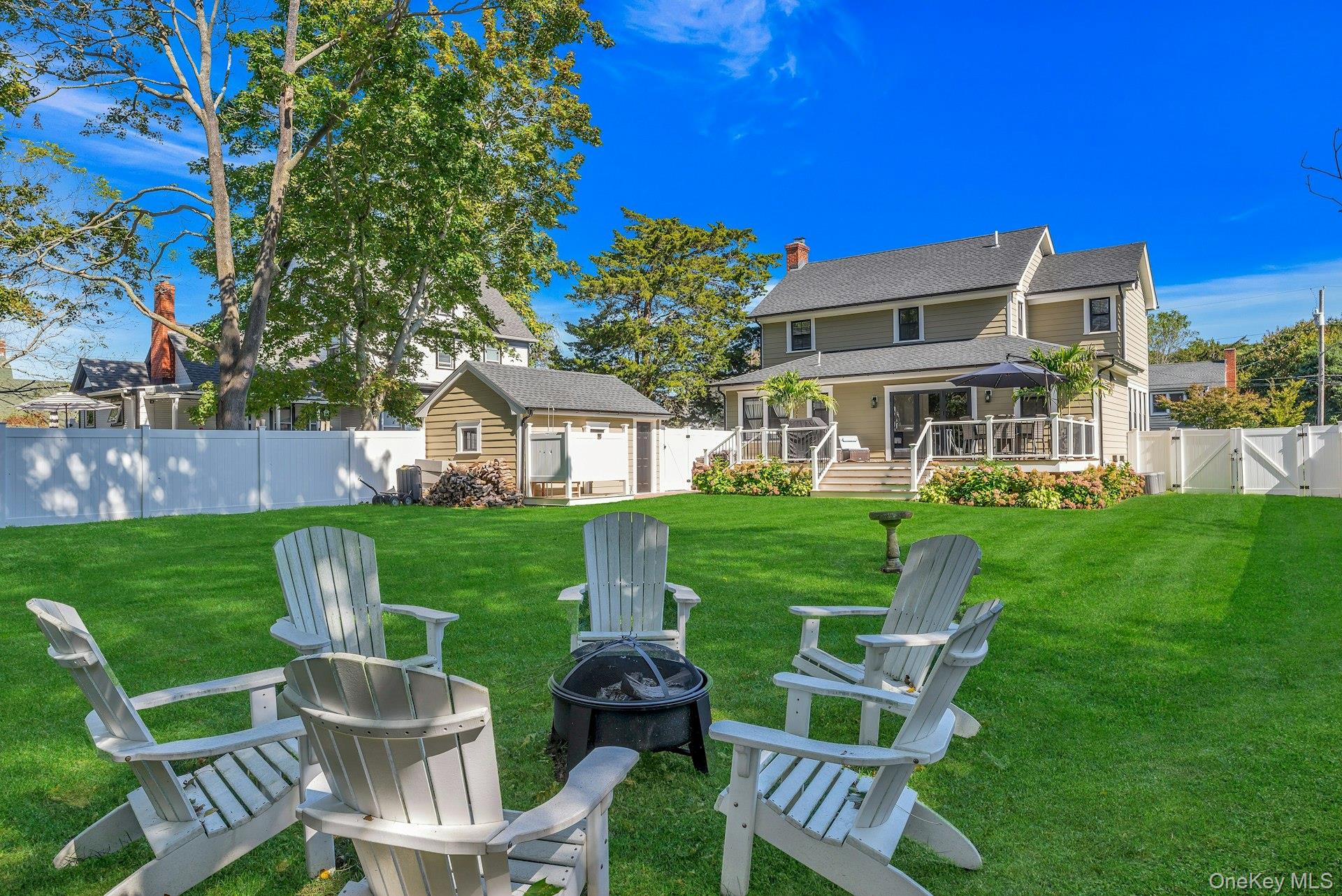 619 Bailey Avenue, Greenport, NY 11944