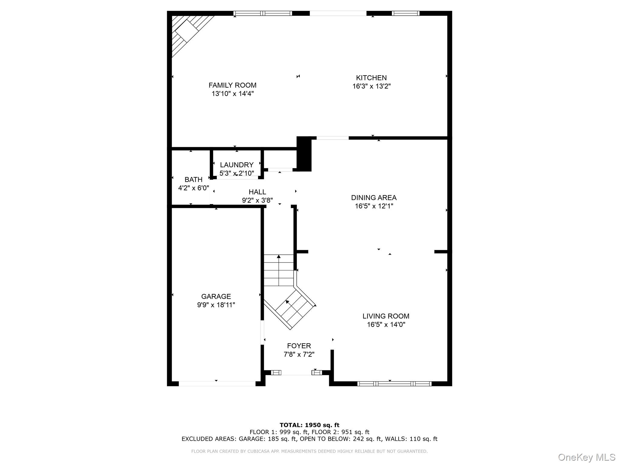 6 Arielle Court, Hauppauge, NY 11749