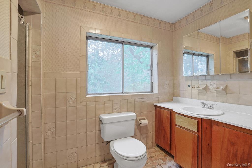 62 Rosehill Terrace, Yonkers, NY 10703