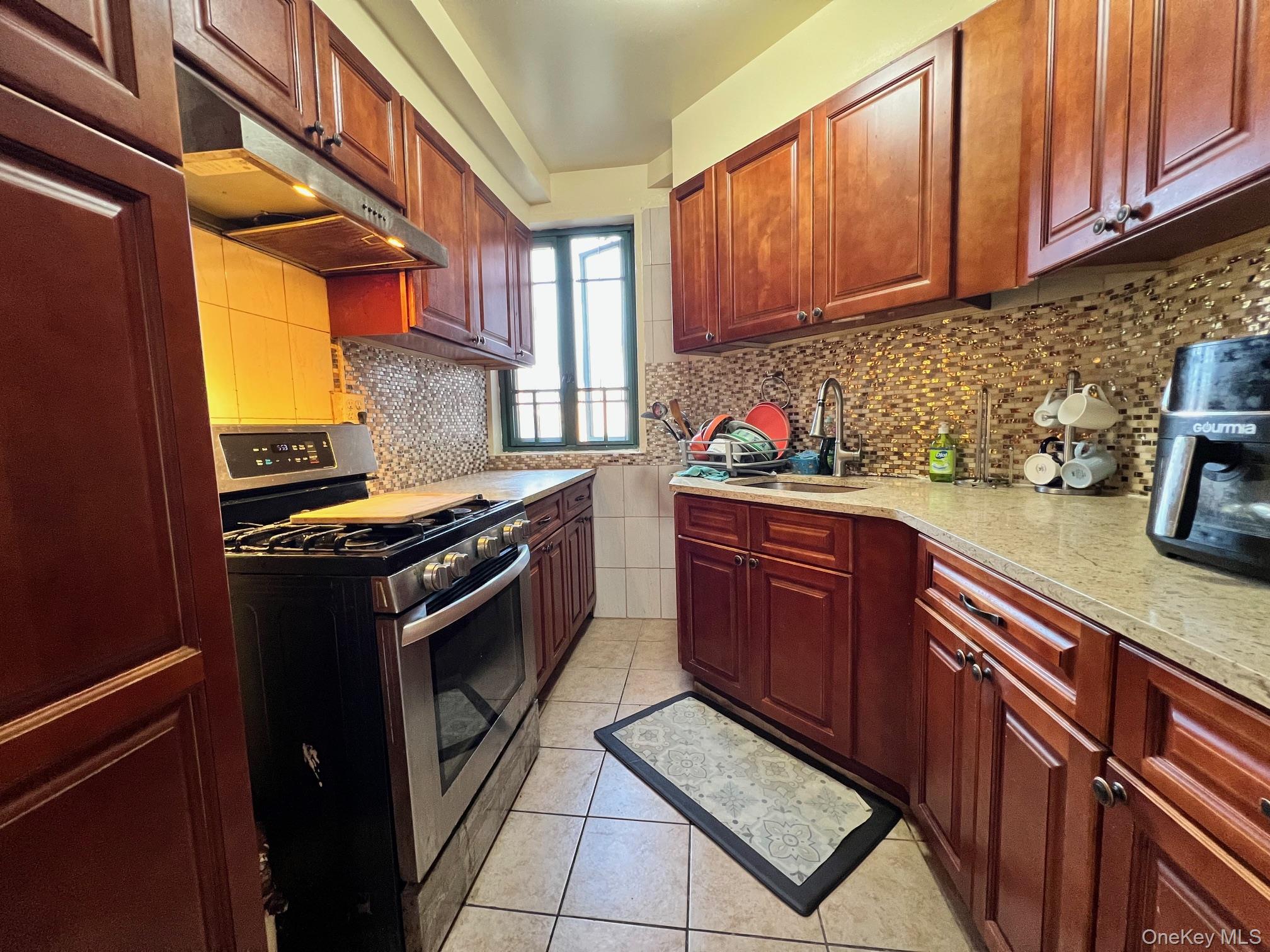 1553 Unionport Road # 7F, Bronx, NY 10462