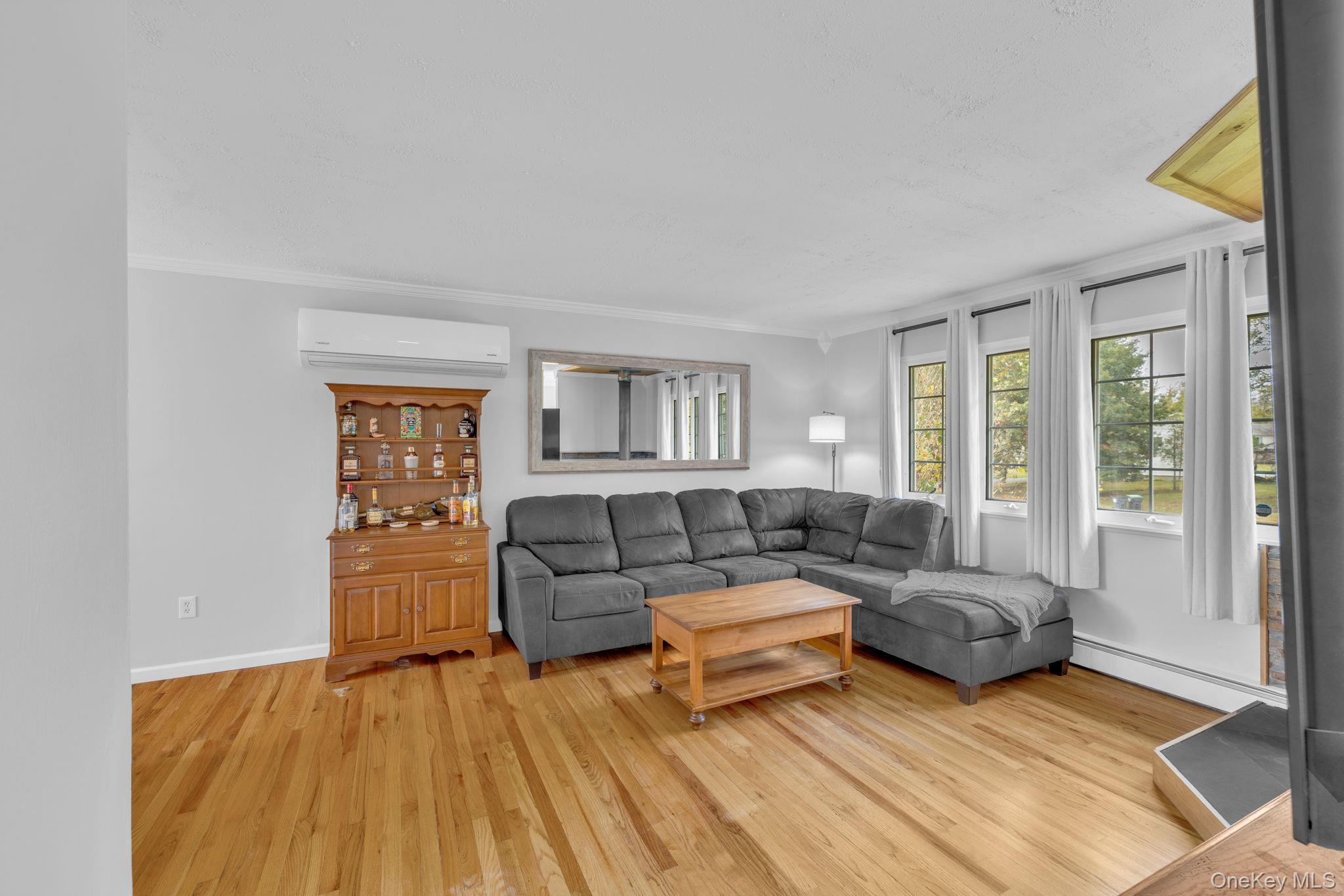 29 Cornfield Road, Middletown, NY 10940