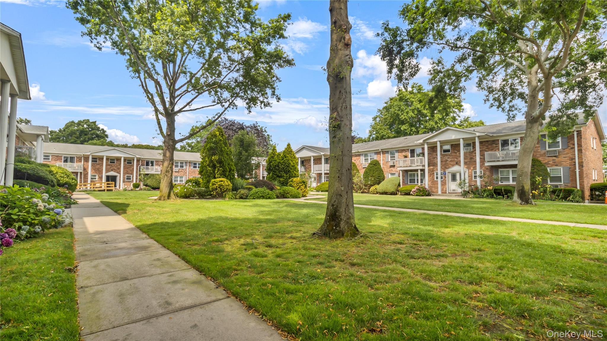 16 Fair Harbor Drive # 16, Patchogue, NY 11772