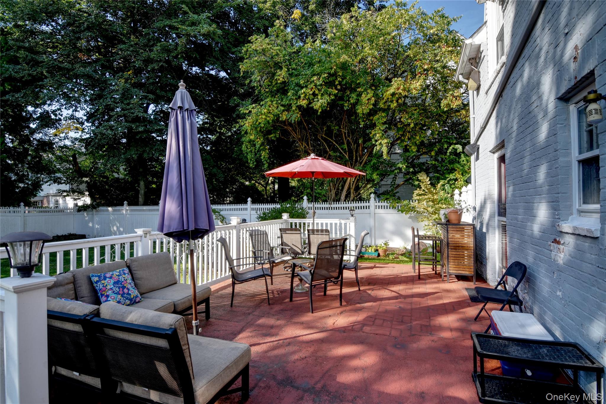 700 W Carl Avenue, Baldwin, NY 11510