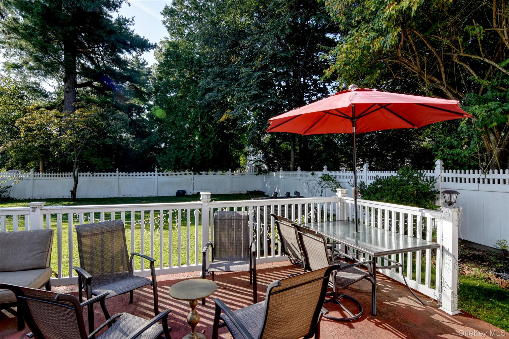 700 W Carl Avenue, Baldwin, NY 11510