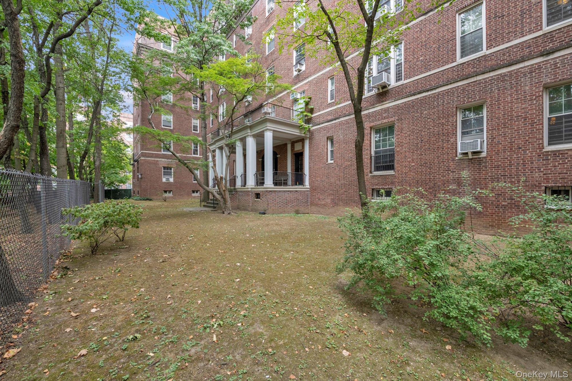 68-10 108 Street # 2F, Forest Hills, NY 11375