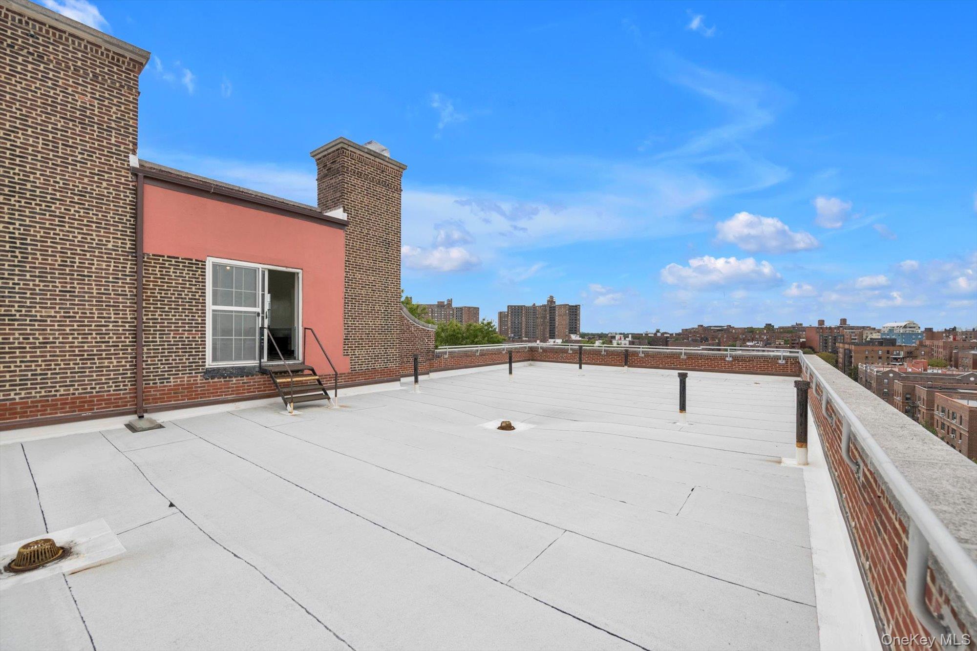 68-10 108 Street # 2F, Forest Hills, NY 11375