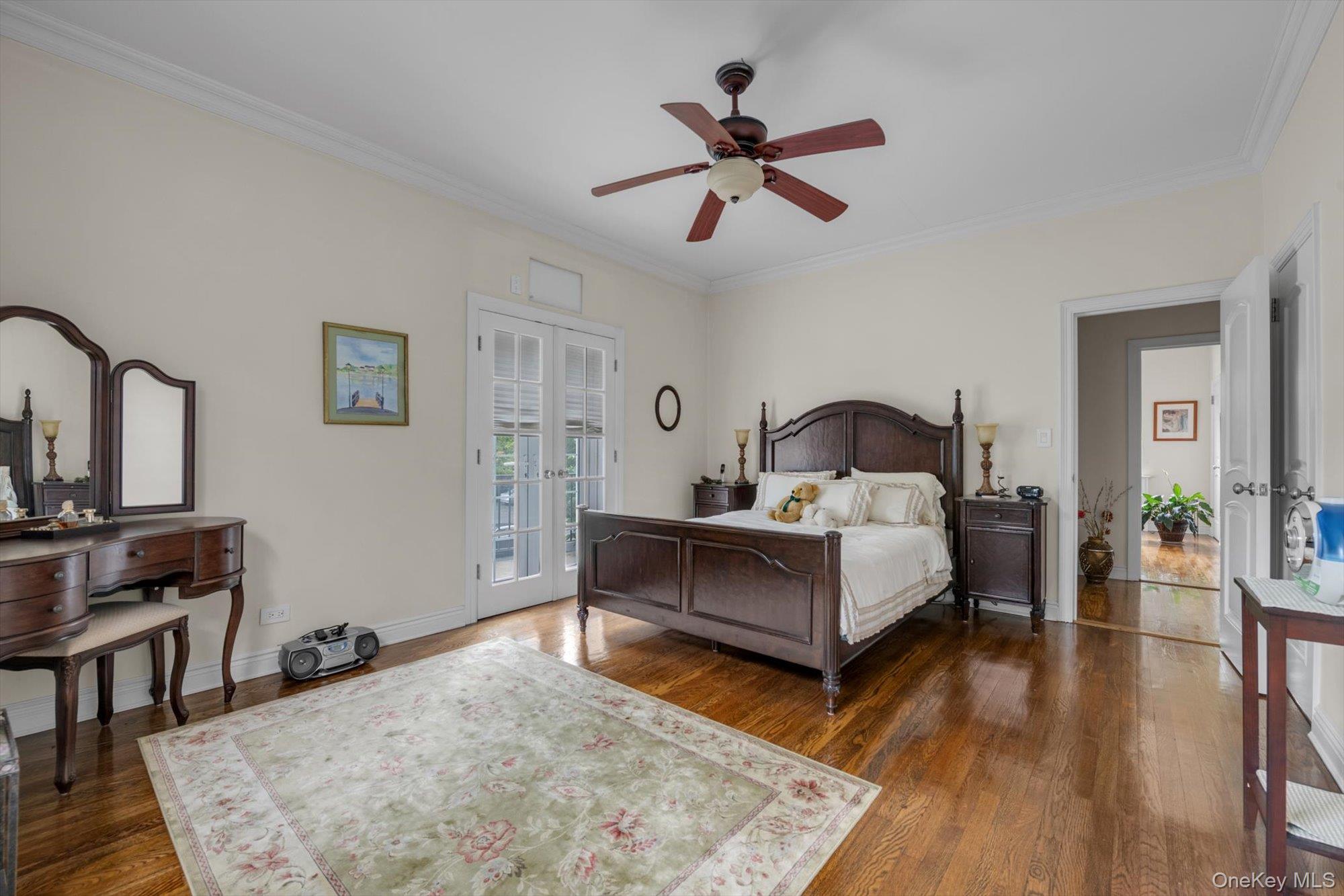 68-10 108 Street # 2F, Forest Hills, NY 11375