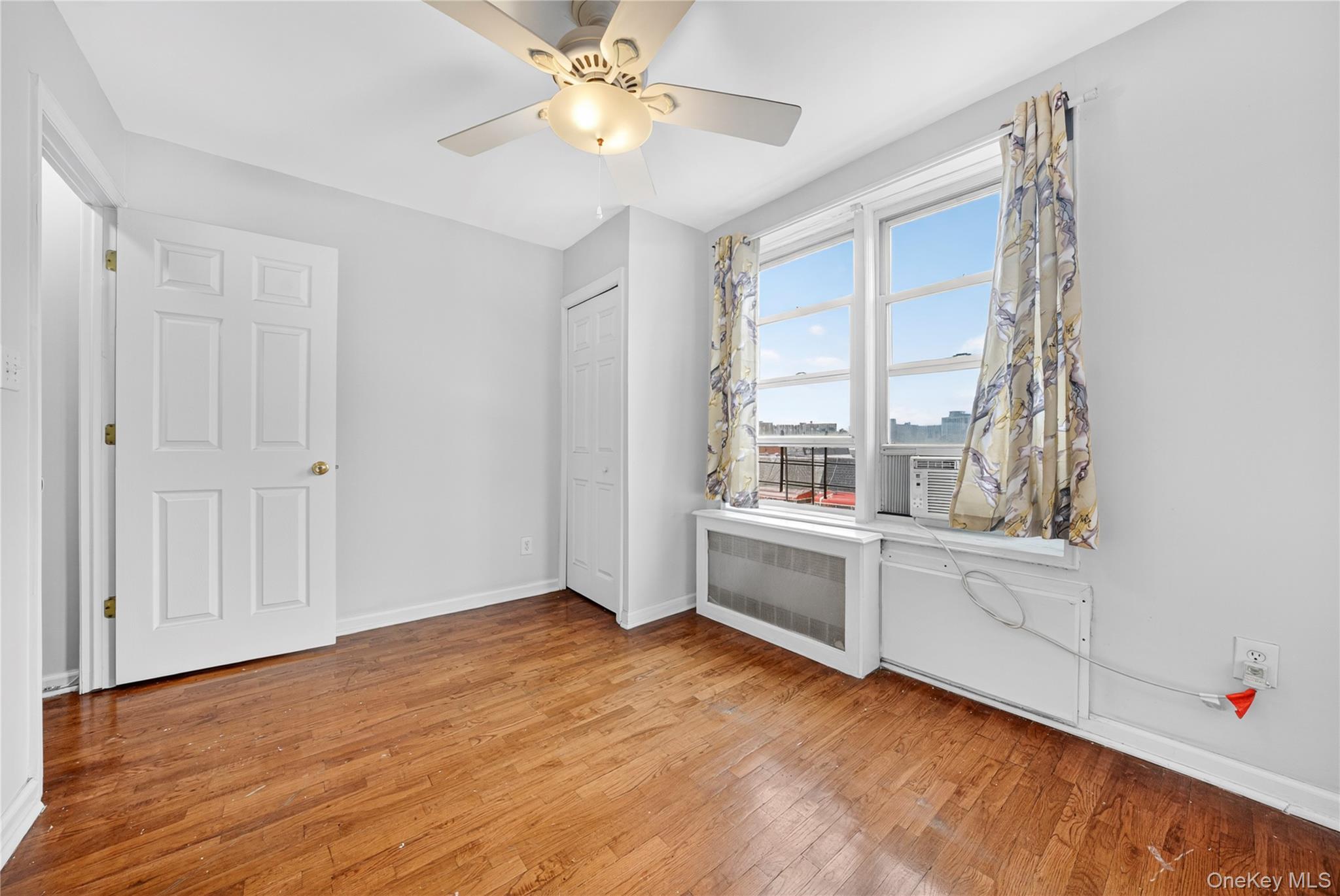 59-21 Calloway # 5F, Corona, NY 11368