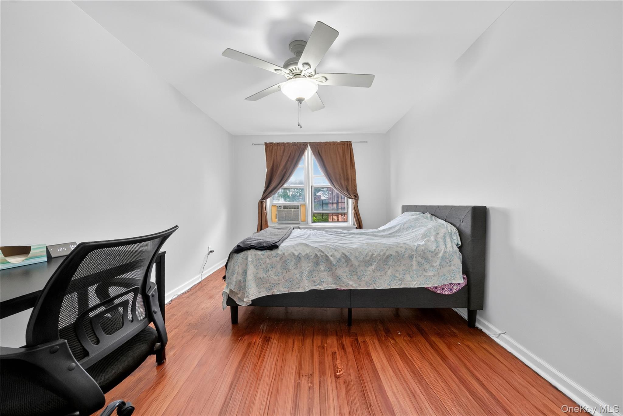 59-21 Calloway # 5F, Corona, NY 11368