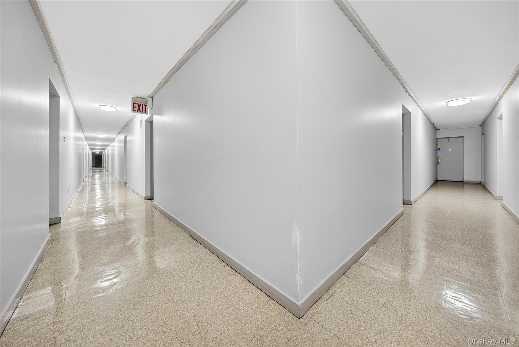 59-21 Calloway # 5F, Corona, NY 11368