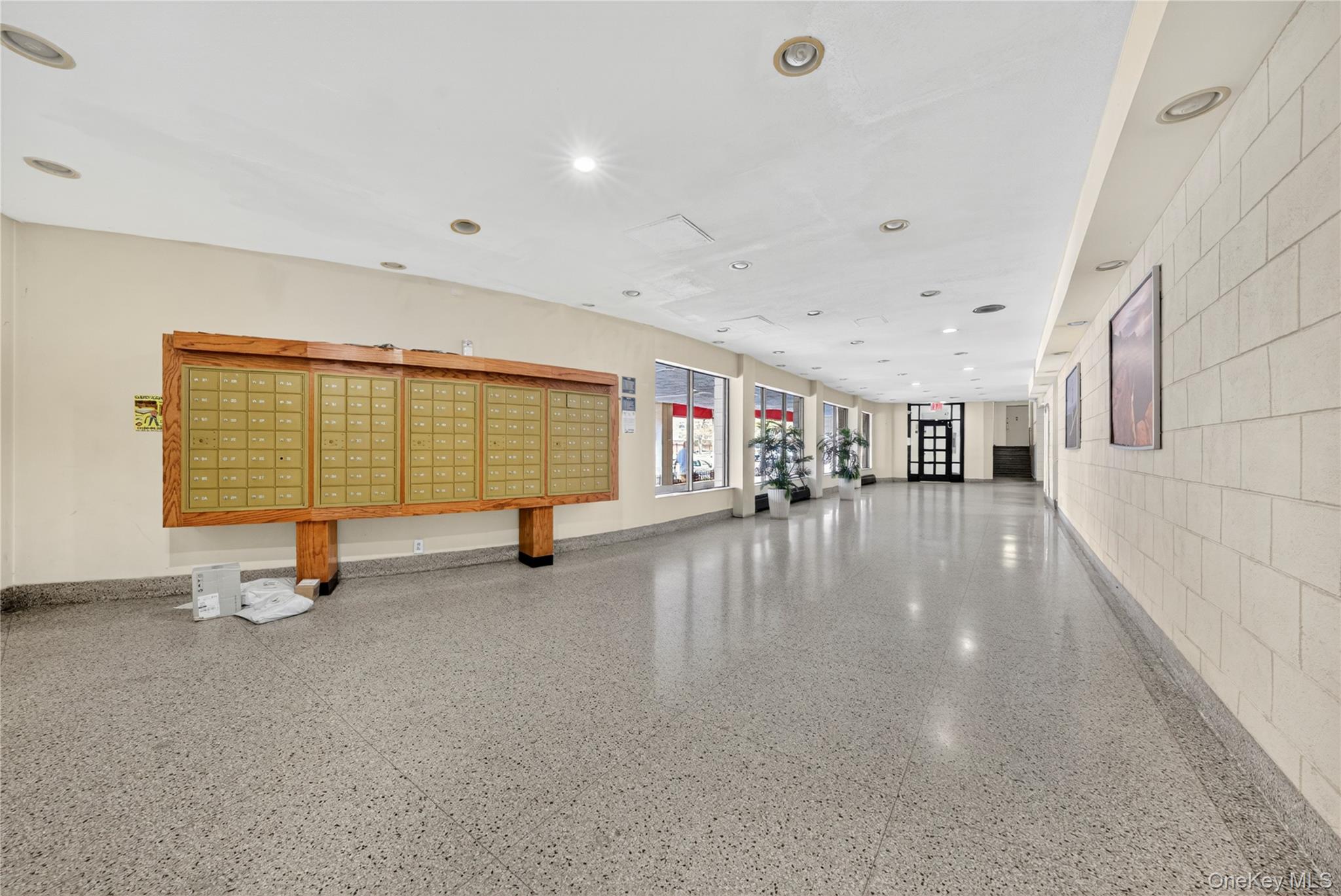 59-21 Calloway # 5F, Corona, NY 11368