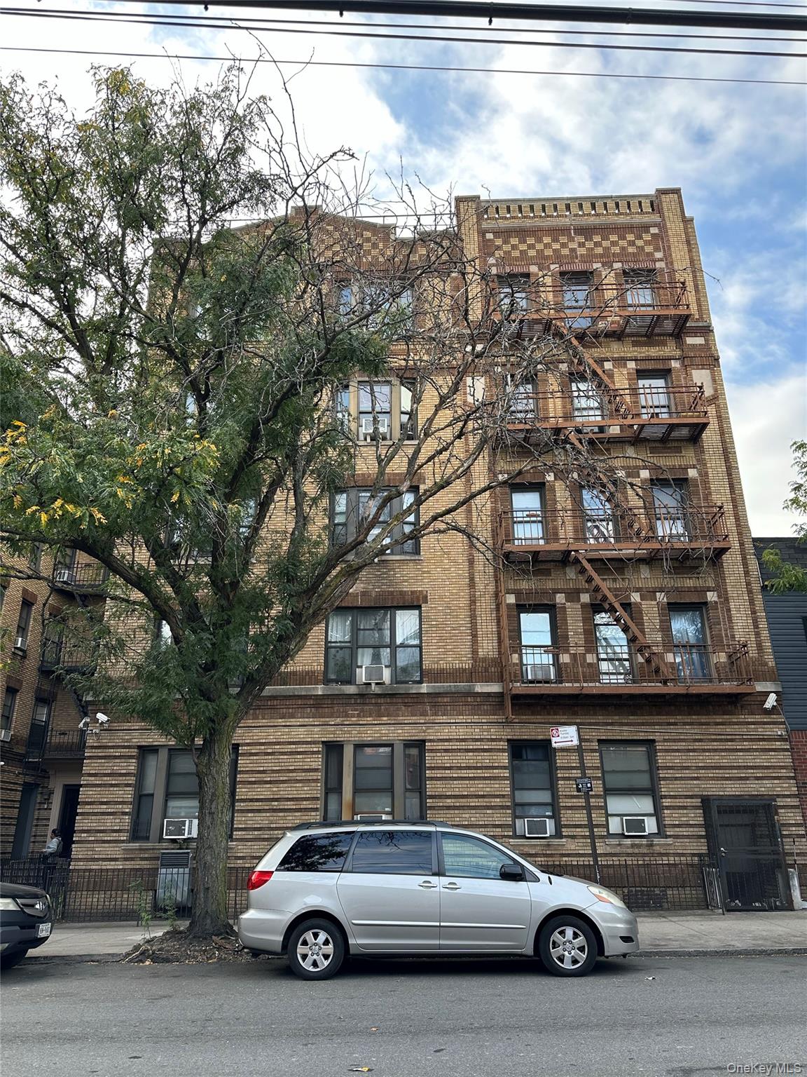 36-52 35th Street, Astoria, NY 11106
