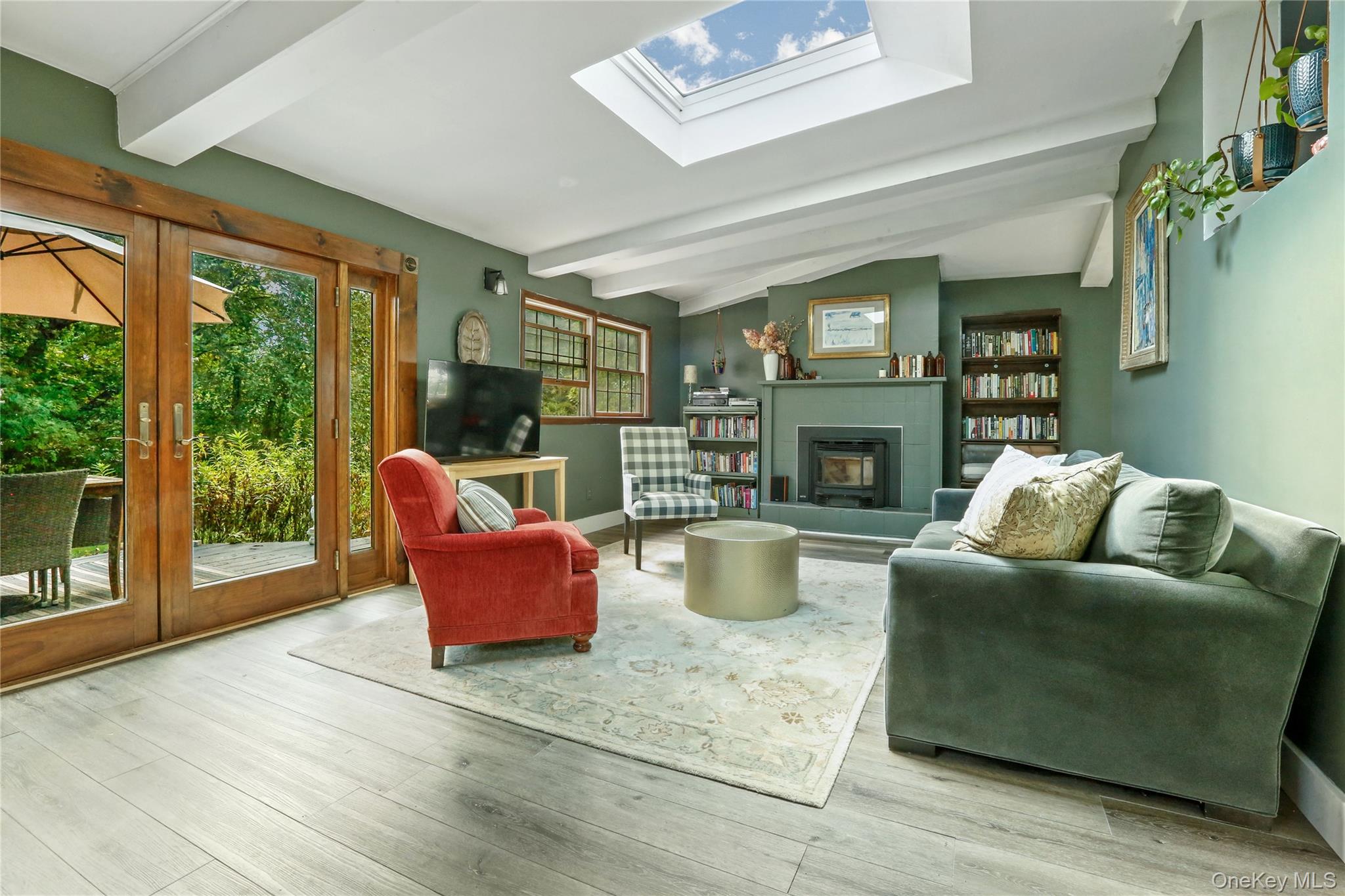 515 Walnut Street, Hurley, NY 12443