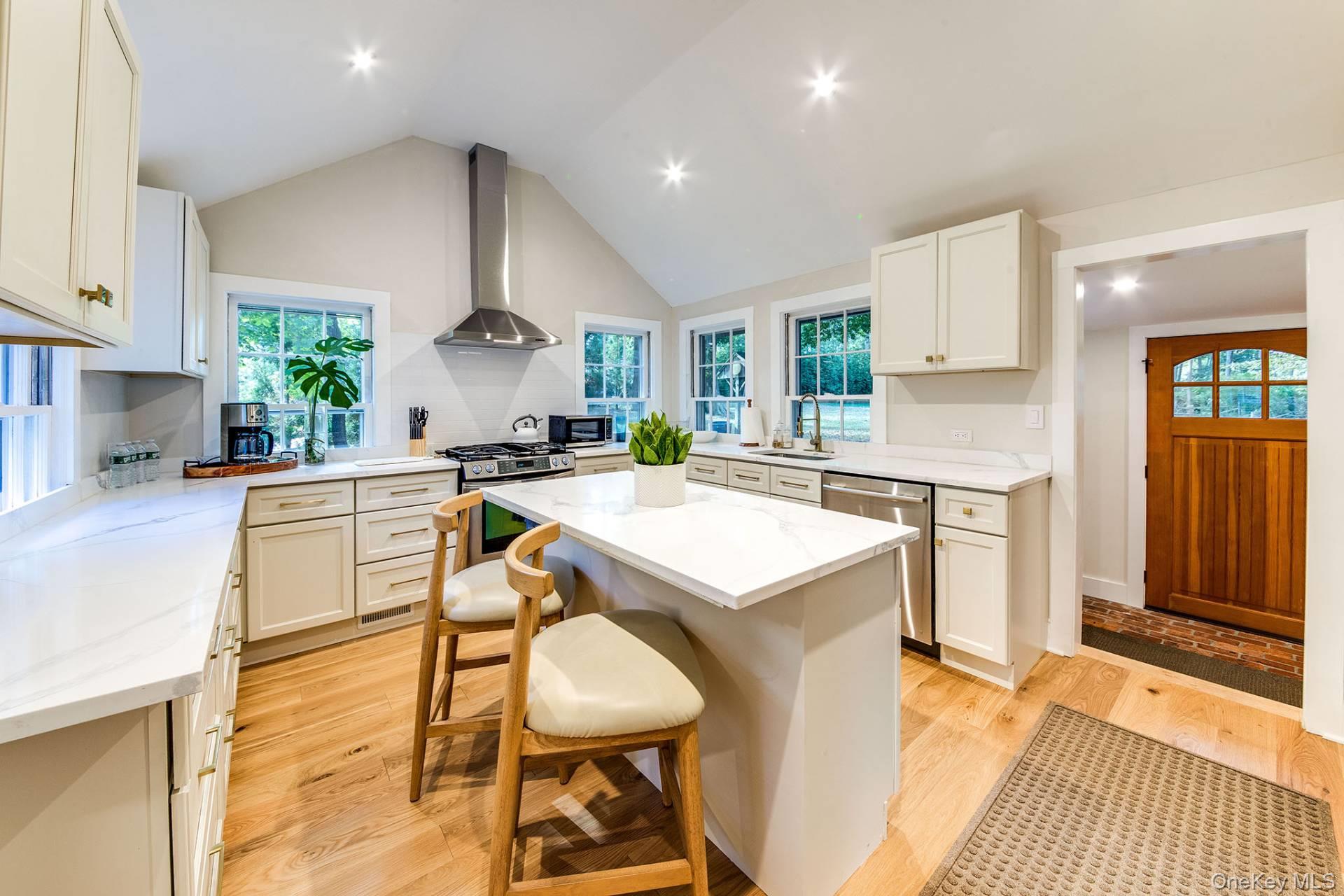 45 Floyd Street, East Hampton, NY 11937