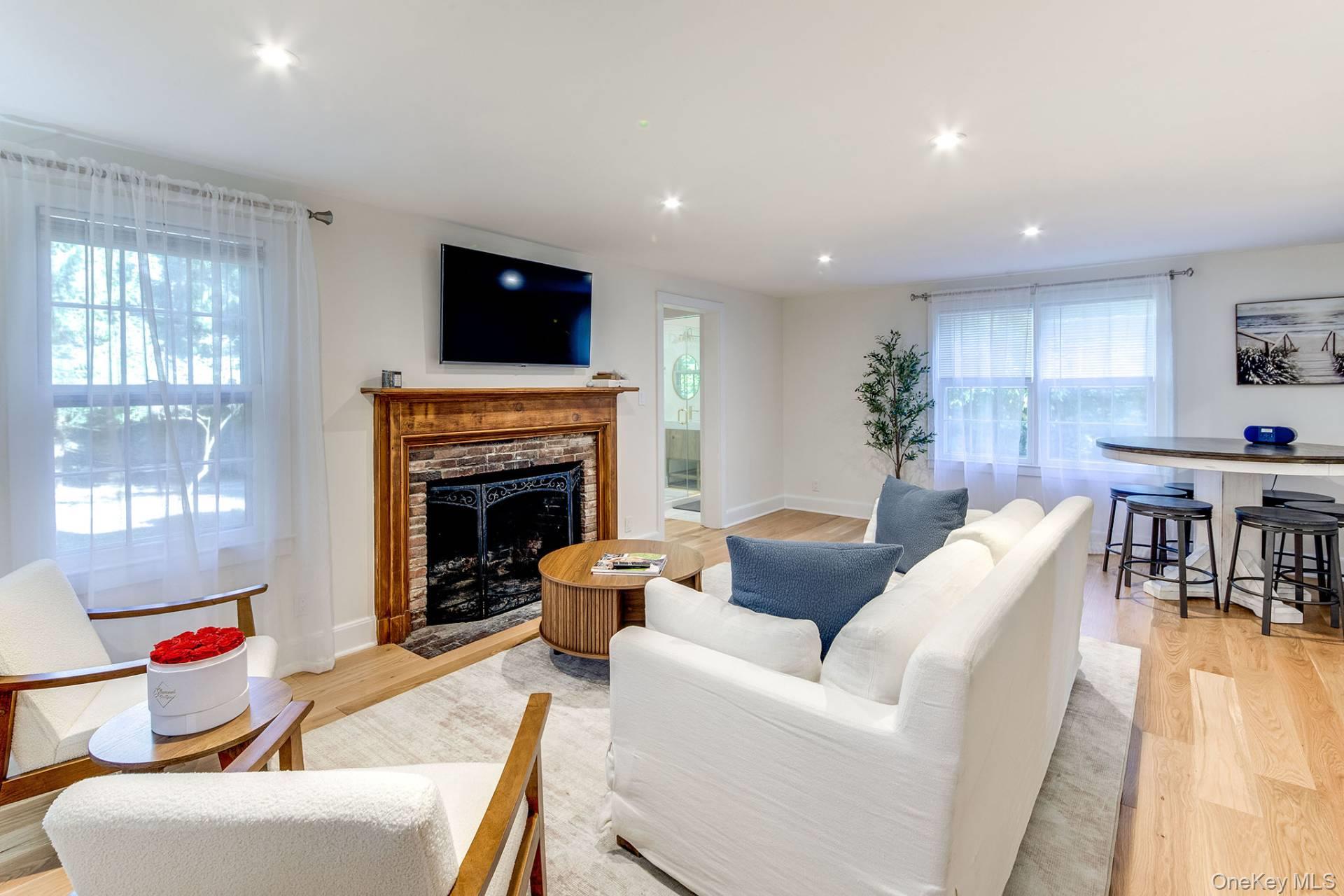 45 Floyd Street, East Hampton, NY 11937