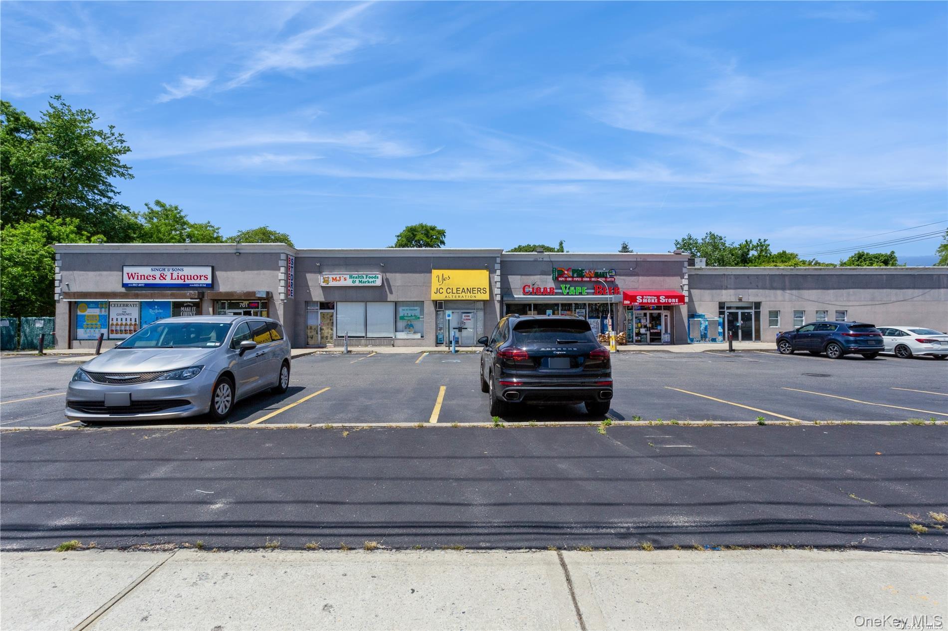 757 B Foxhurst Road, Baldwin, NY 11510