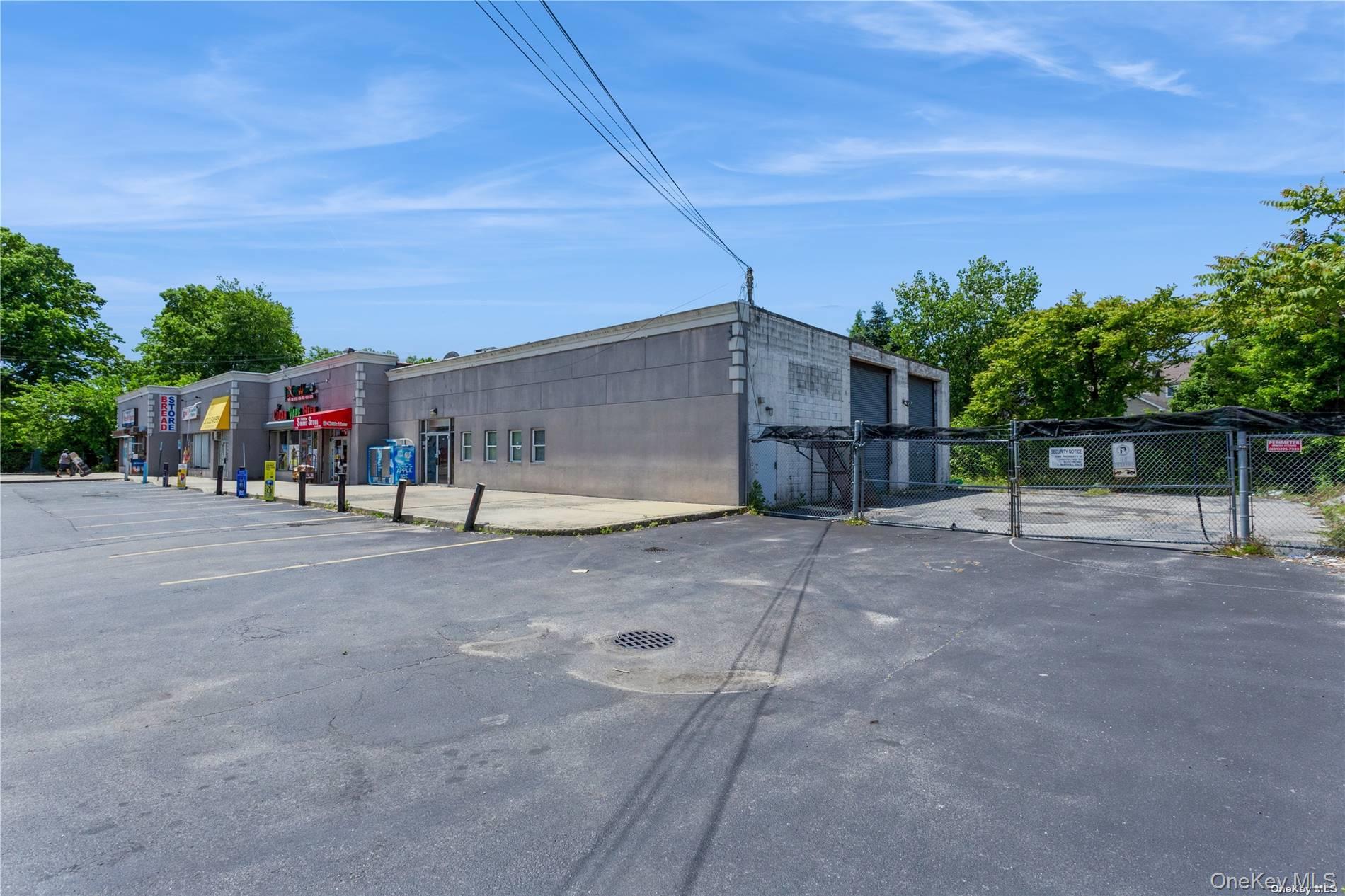 757 B Foxhurst Road, Baldwin, NY 11510