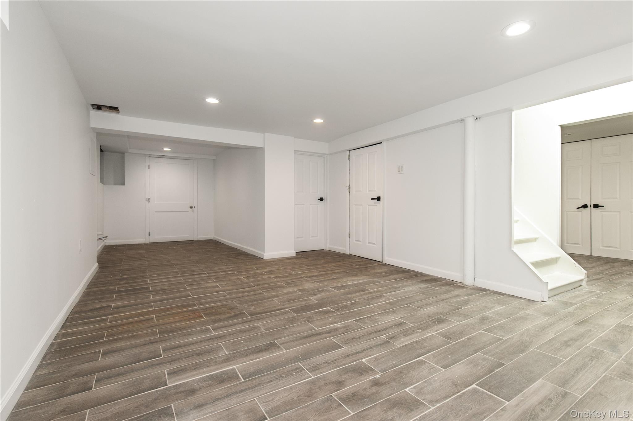 5 Prospect Street, Glen Head, NY 11545