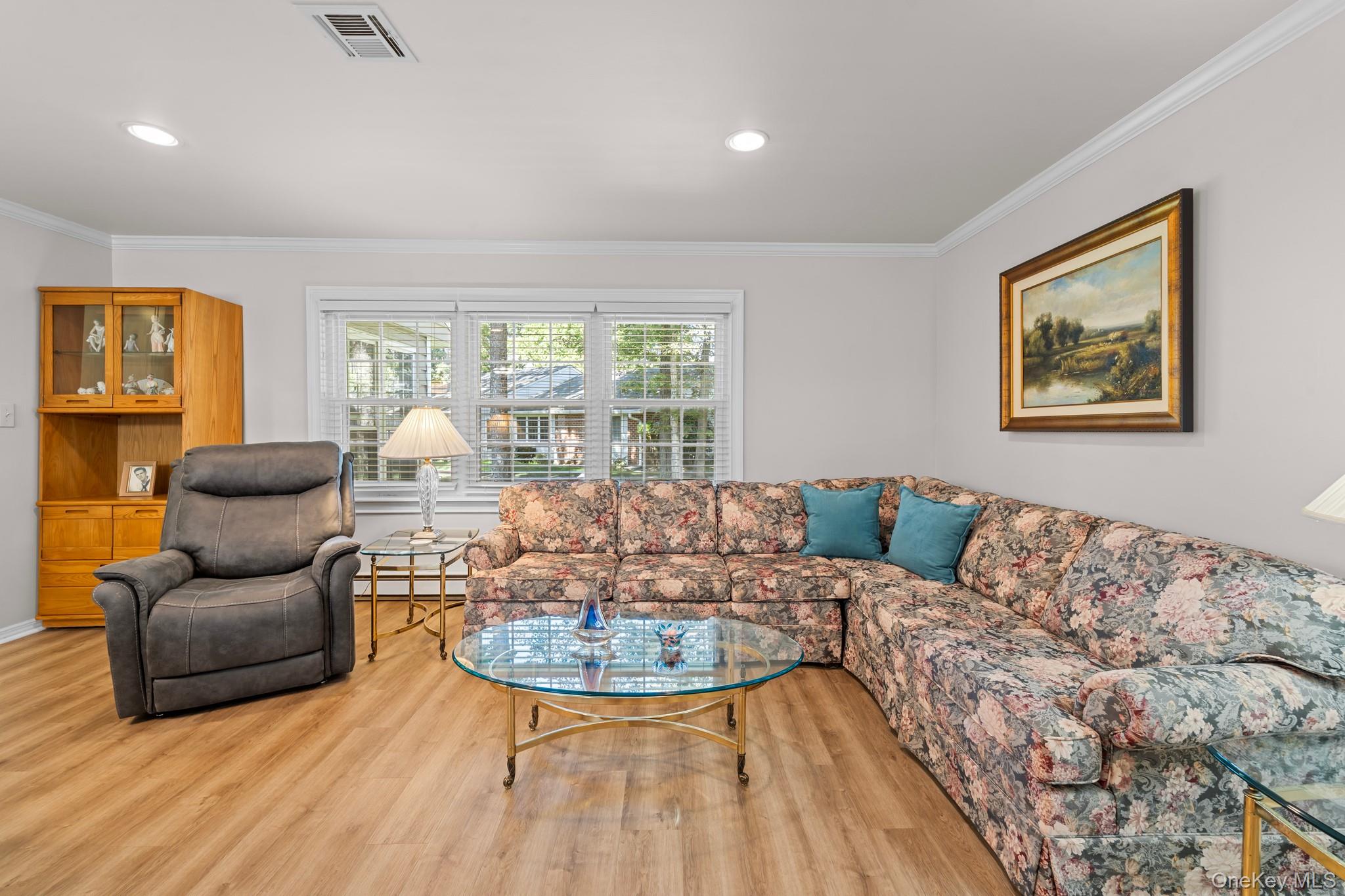 46 Trent Court # C, Ridge, NY 11961