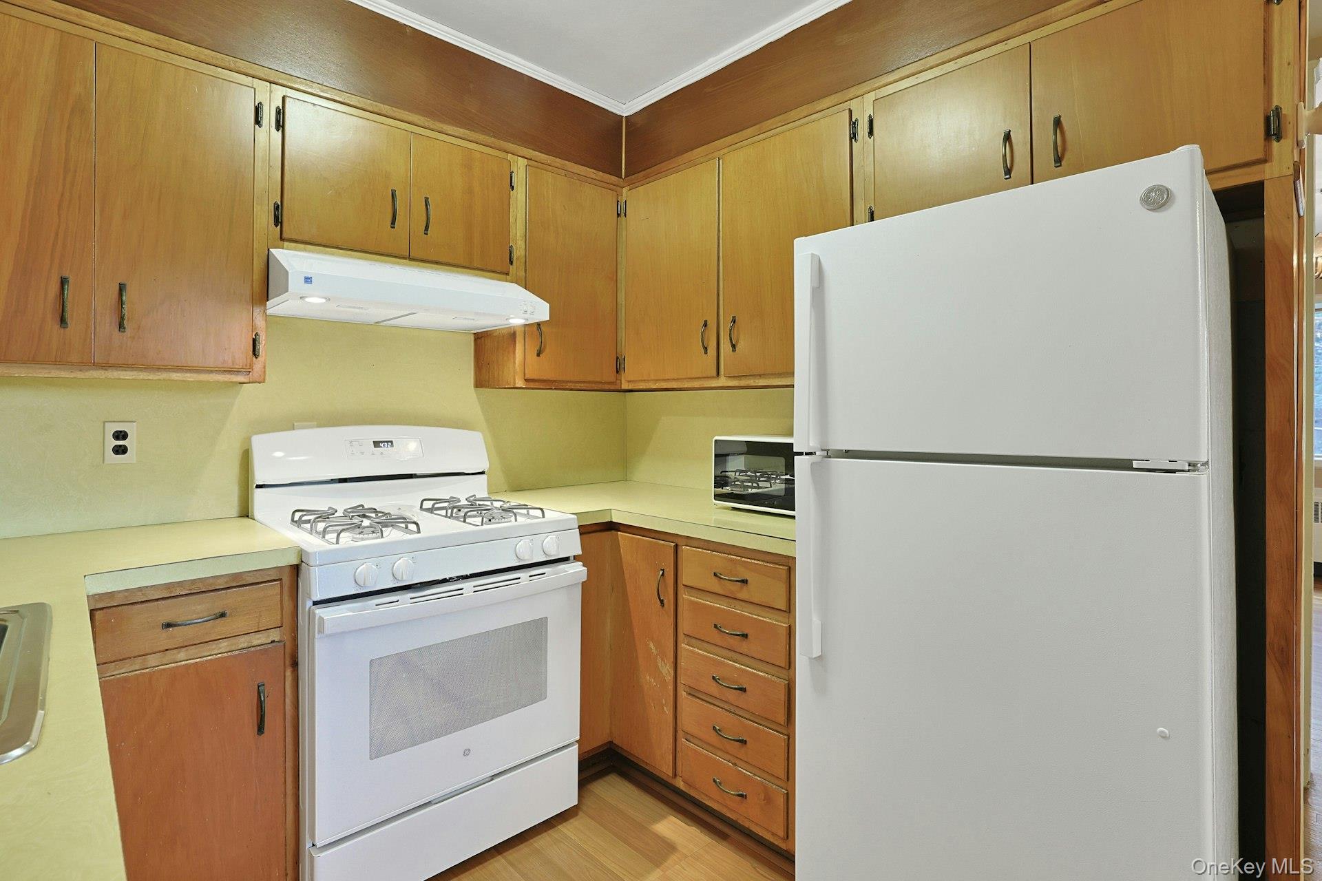 61 Snowden Avenue, Ossining, NY 10562