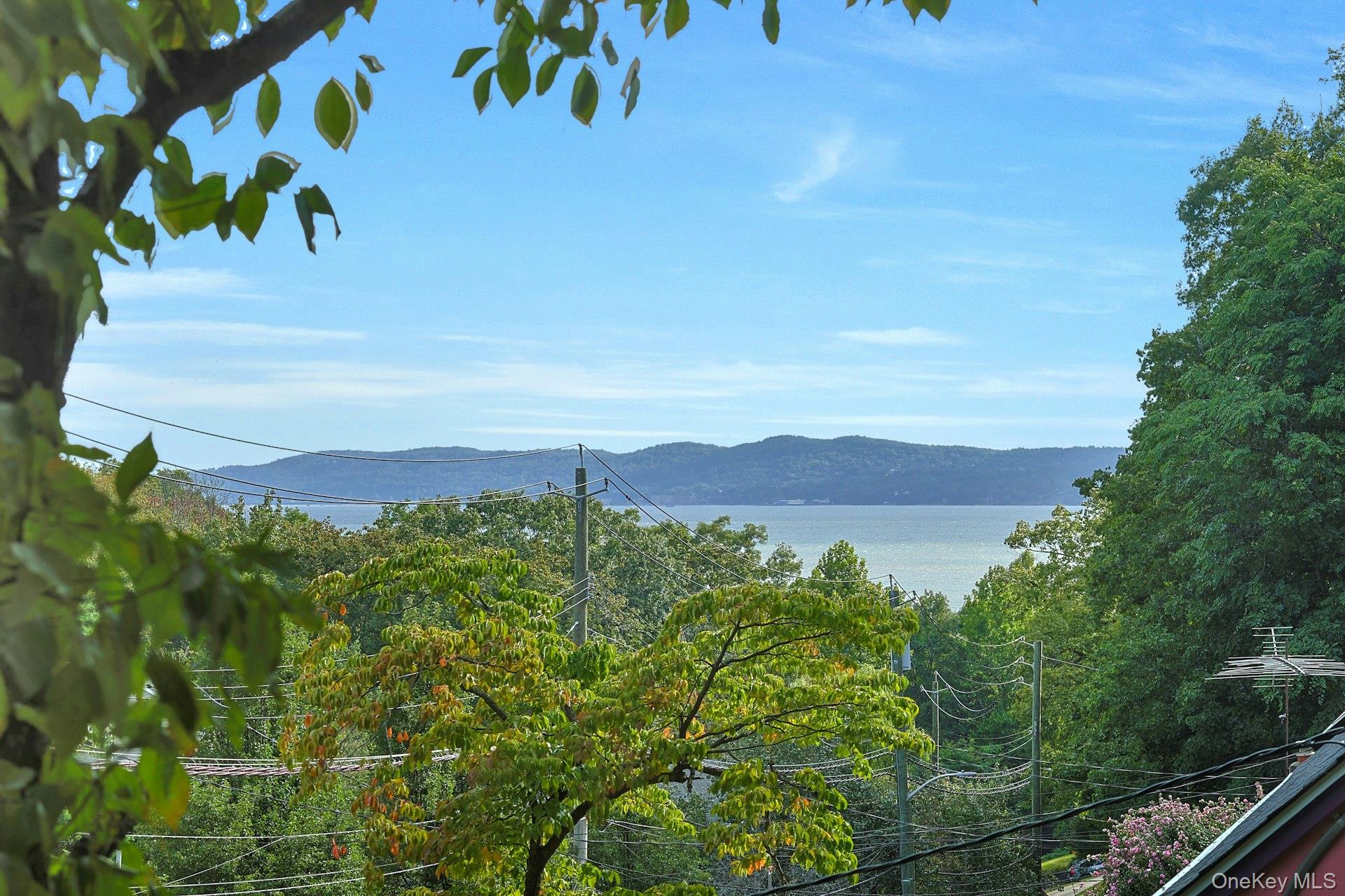 61 Snowden Avenue, Ossining, NY 10562