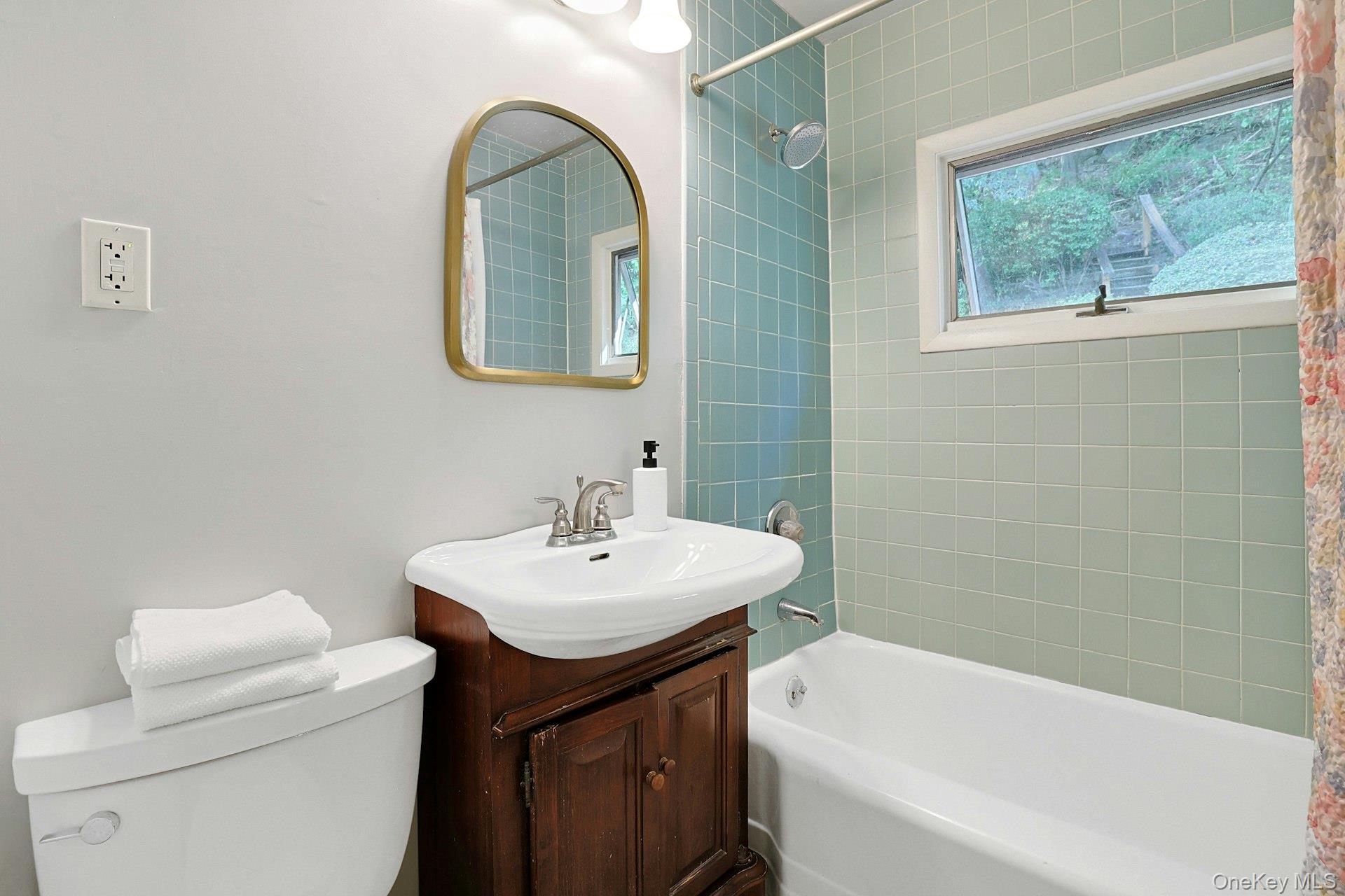 61 Snowden Avenue, Ossining, NY 10562