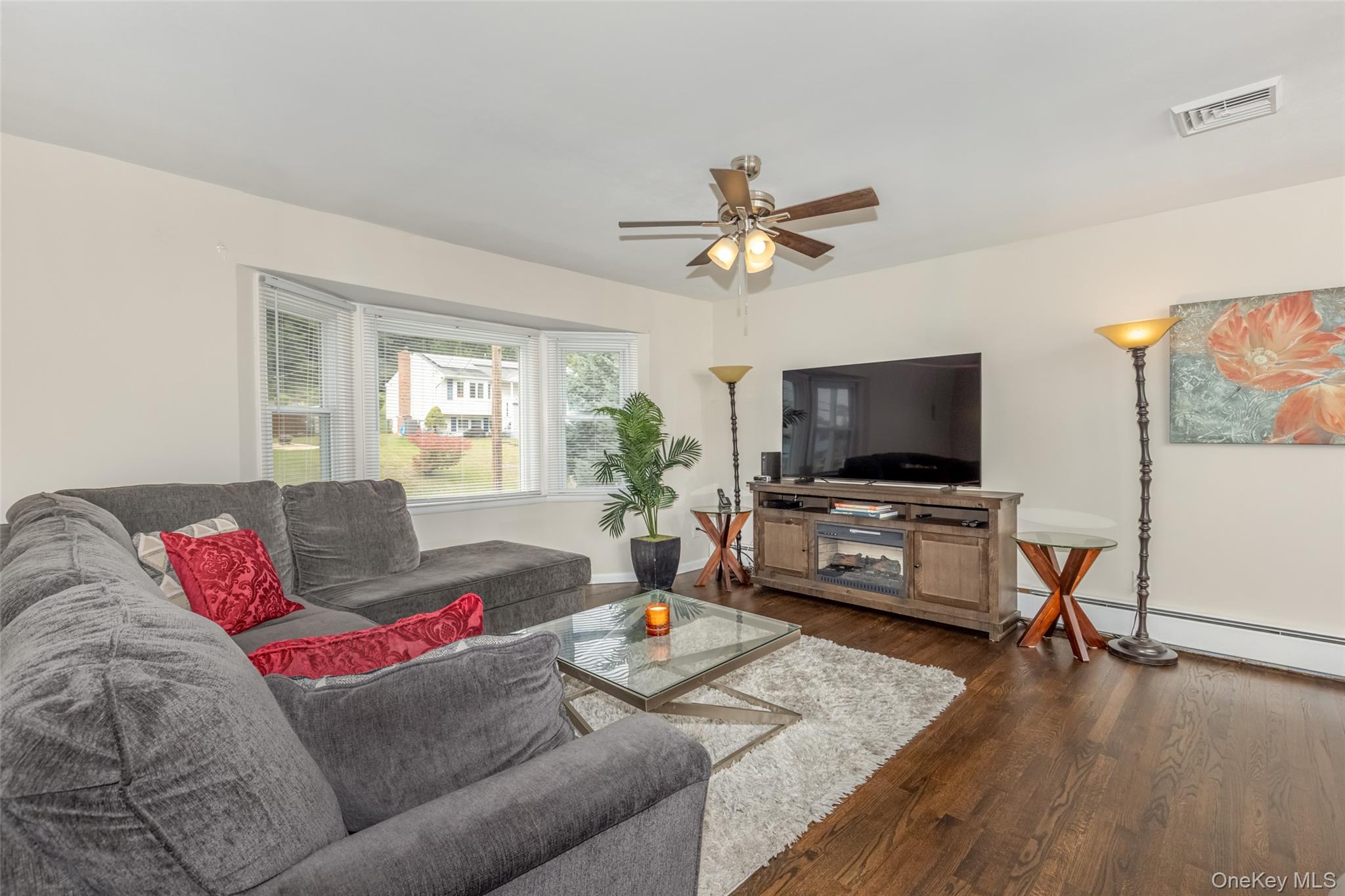 67 Cardinal Drive, Poughkeepsie, NY 12601