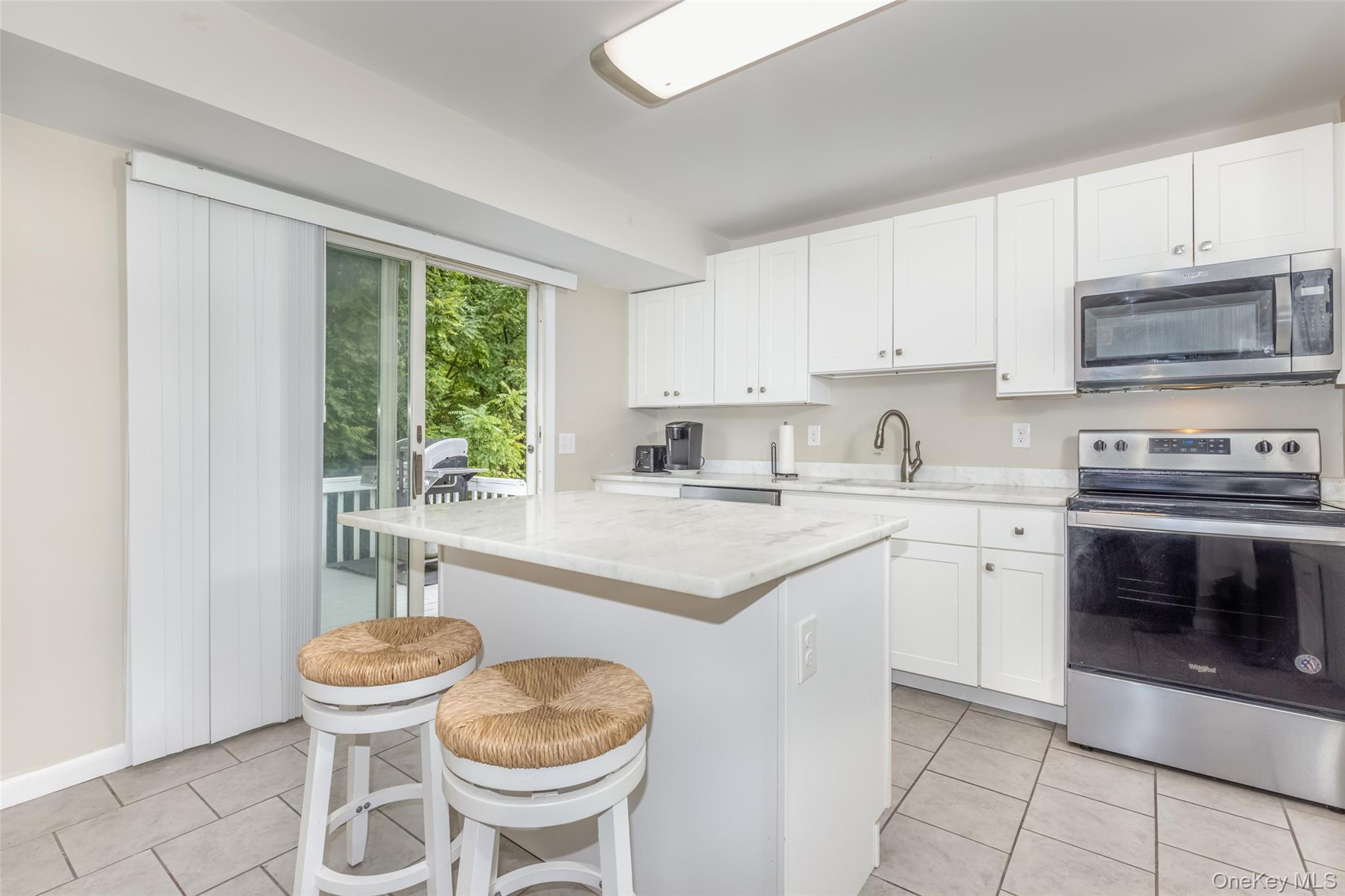 67 Cardinal Drive, Poughkeepsie, NY 12601