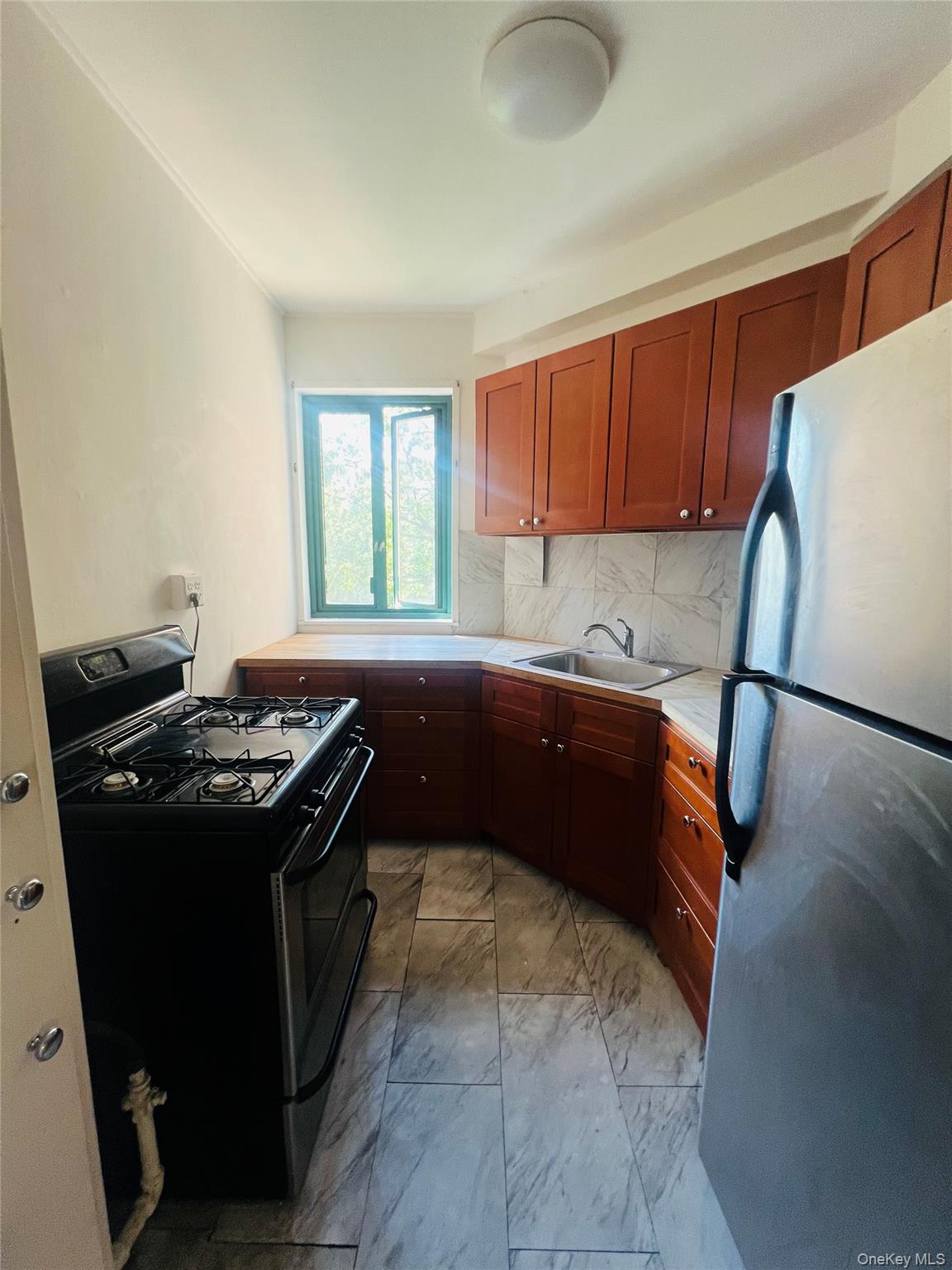 2160 E Tremont Avenue # 5F, Bronx, NY 10462