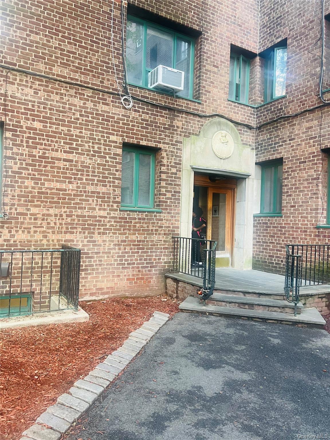 2160 E Tremont Avenue # 5F, Bronx, NY 10462