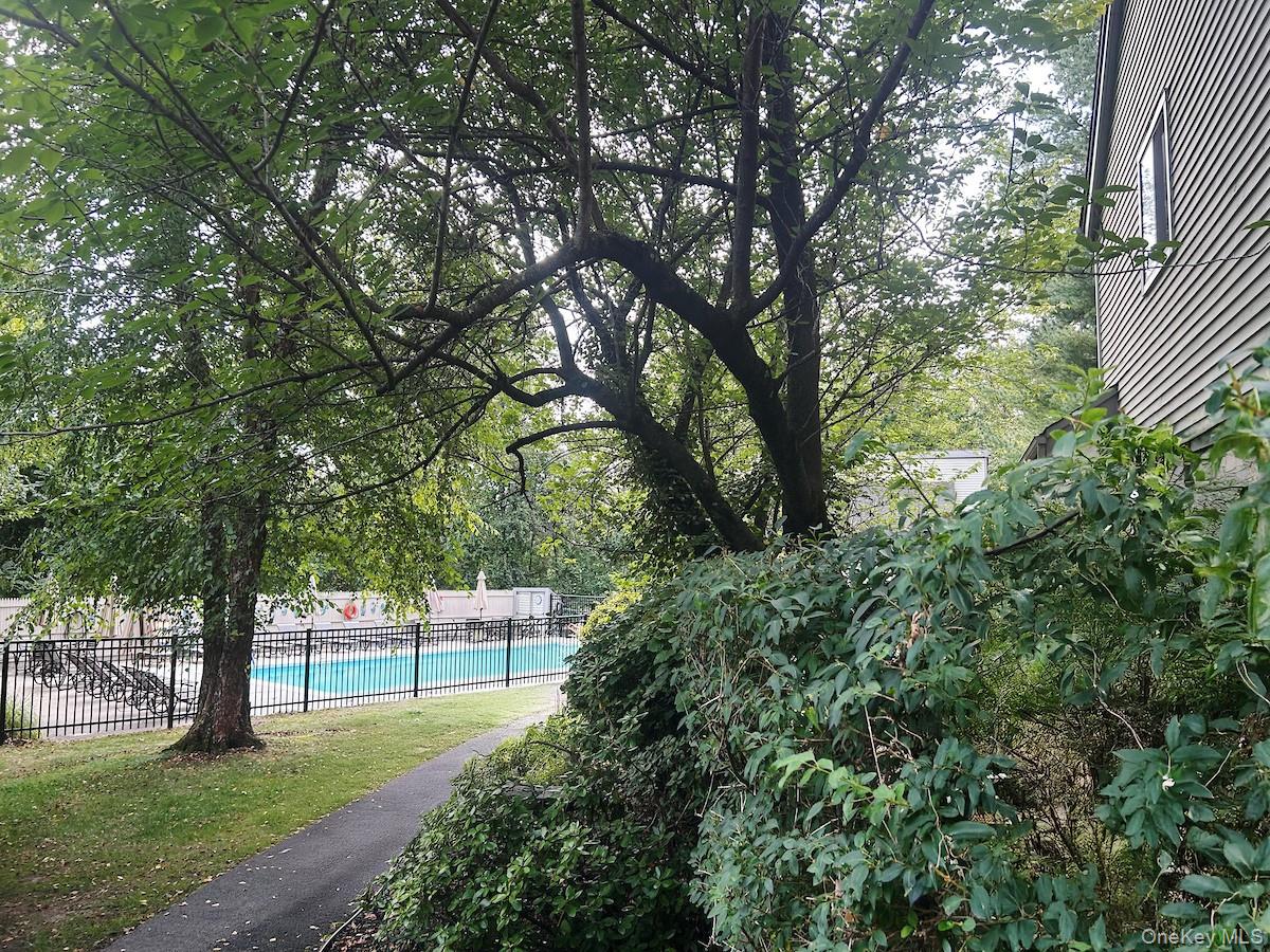 1001 Hunters Run, Dobbs Ferry, NY 10522