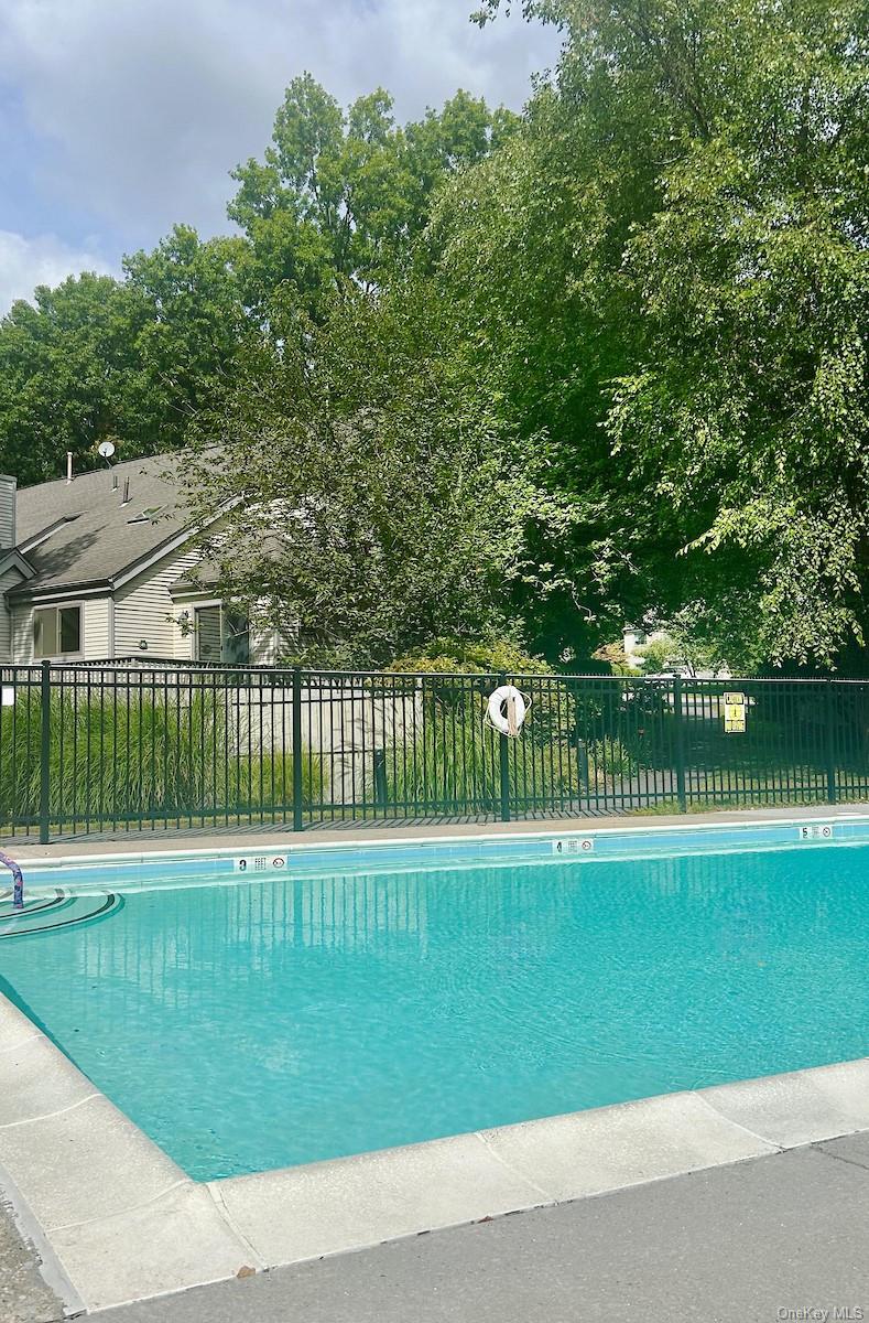 1001 Hunters Run, Dobbs Ferry, NY 10522