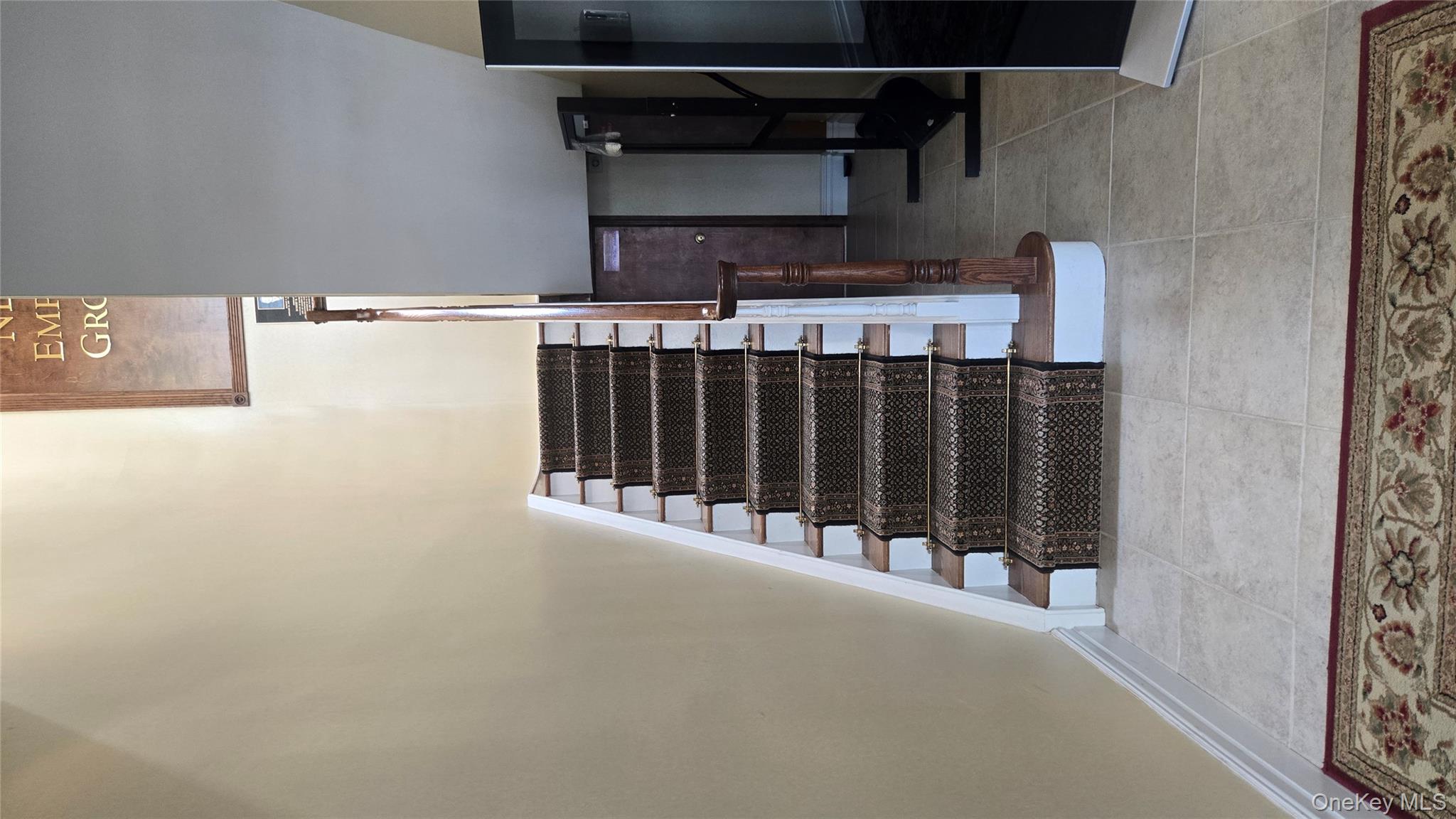 212 W Park Avenue # UPPER, Long Beach, NY 11561