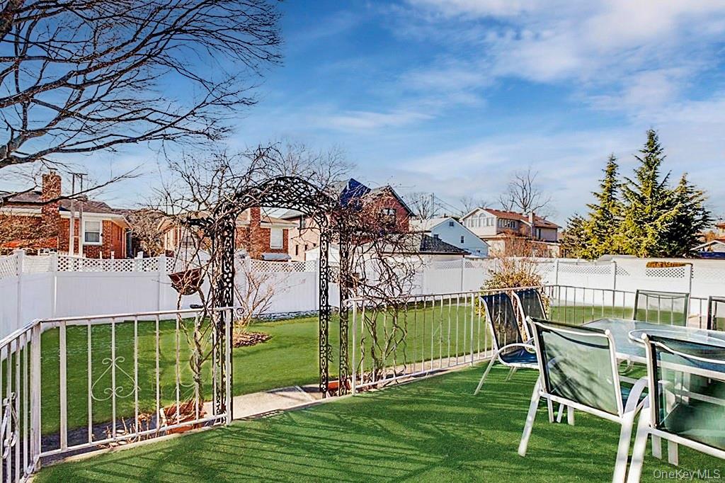 2-44 149th Street, Whitestone, NY 11357