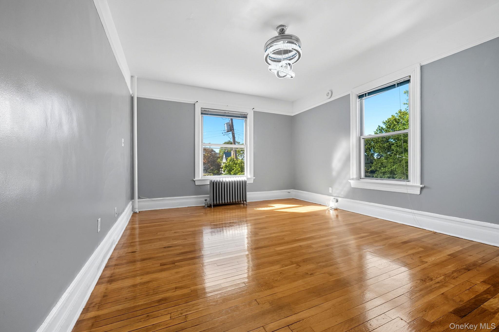 165 Park Avenue # 2nd Floor, Mount Vernon, NY 10550