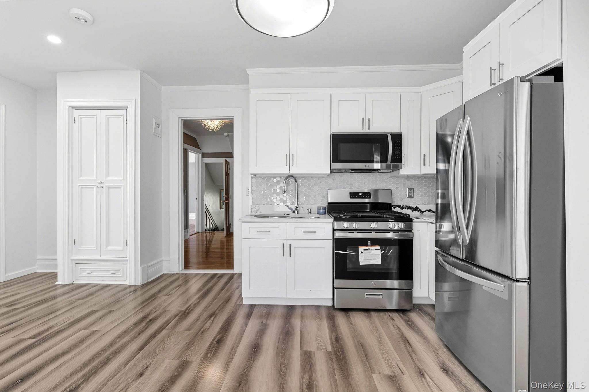 165 Park Avenue # 2nd Floor, Mount Vernon, NY 10550