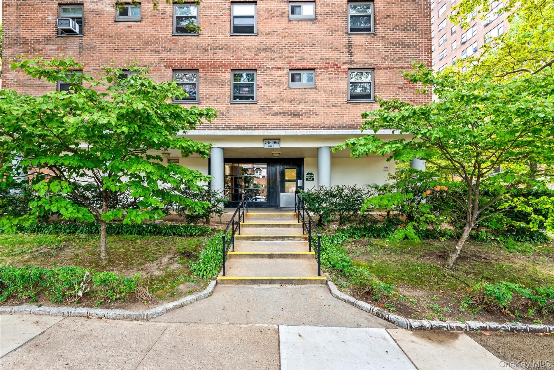 21-50 33rd Road # 2D, Astoria, NY 11106