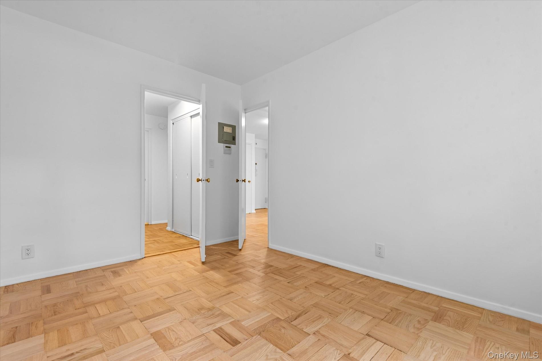 21-50 33rd Road # 2D, Astoria, NY 11106
