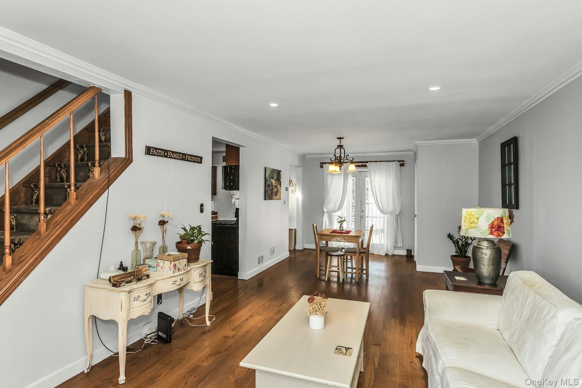 12 Washington Drive, Merrick, NY 11566