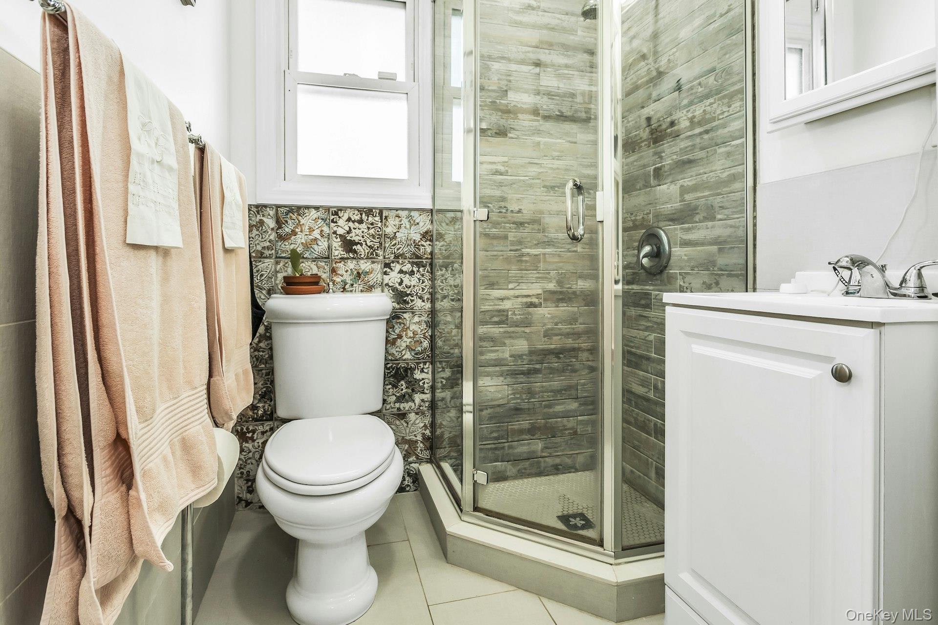 12 Washington Drive, Merrick, NY 11566