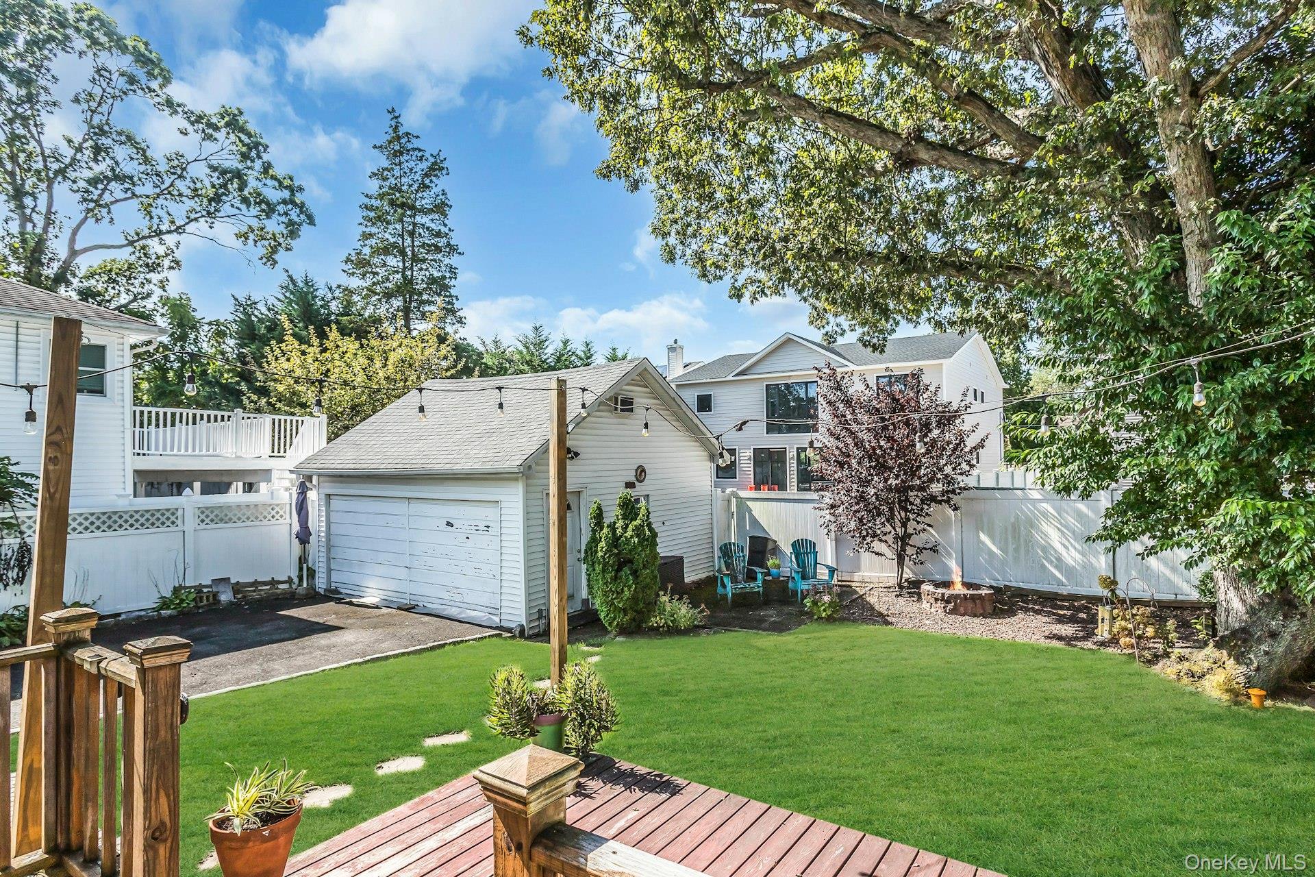 12 Washington Drive, Merrick, NY 11566