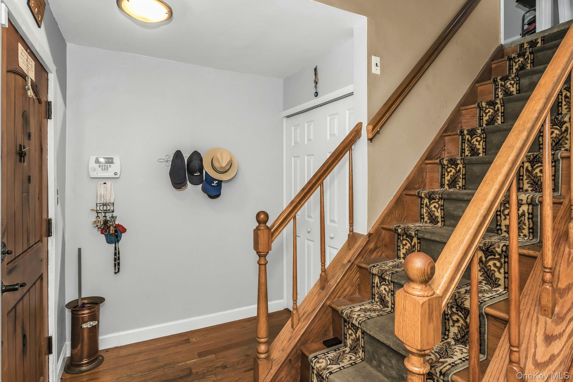 12 Washington Drive, Merrick, NY 11566