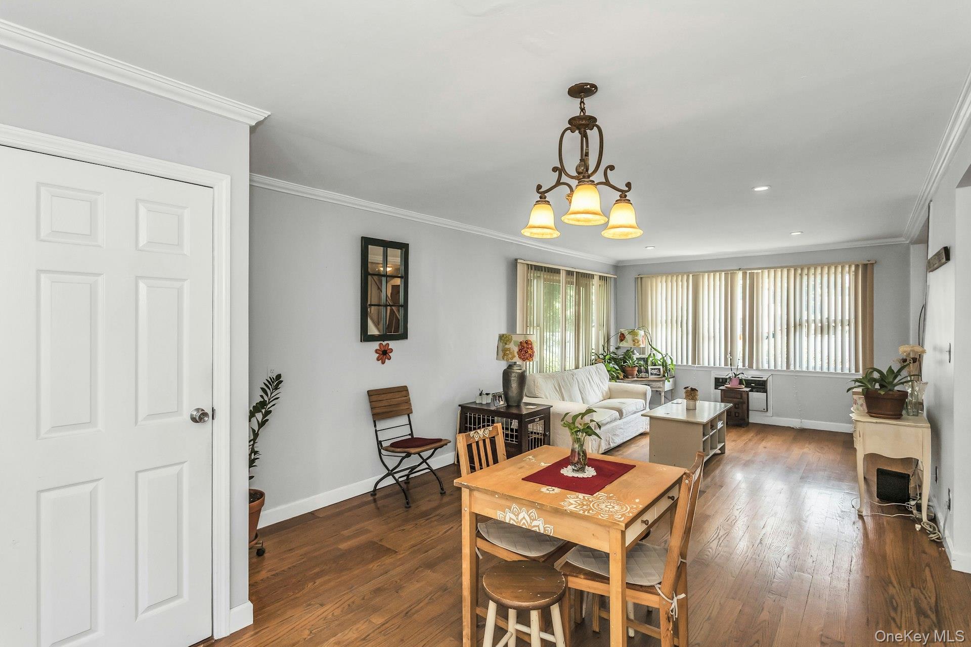 12 Washington Drive, Merrick, NY 11566