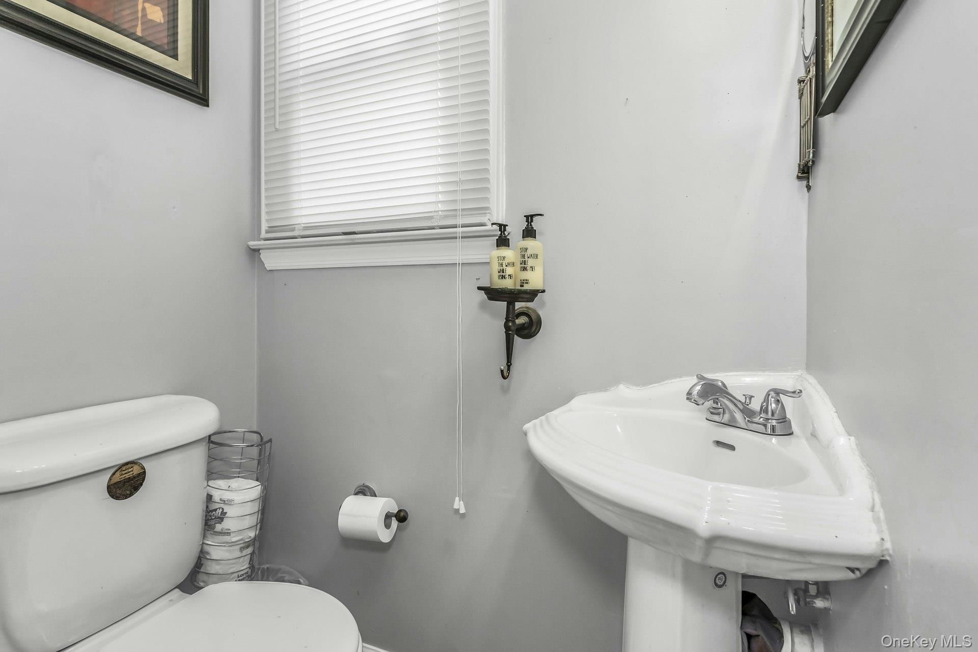 12 Washington Drive, Merrick, NY 11566