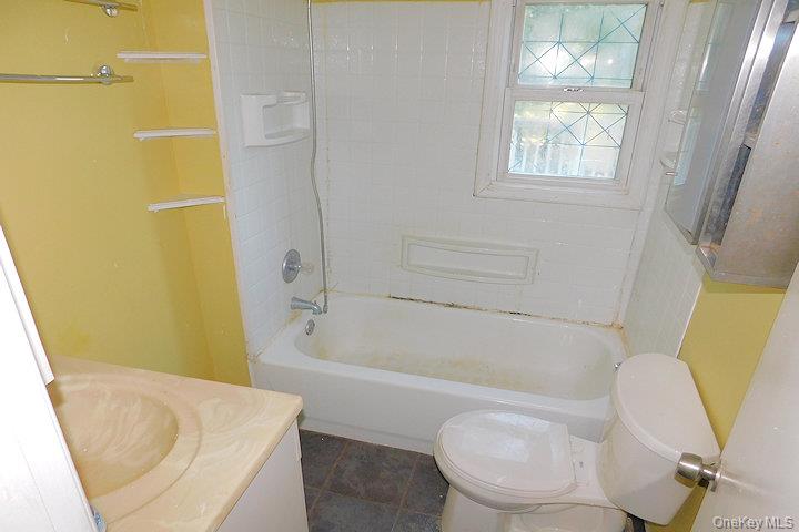 130 James Street 02, Rosendale, NY 12472