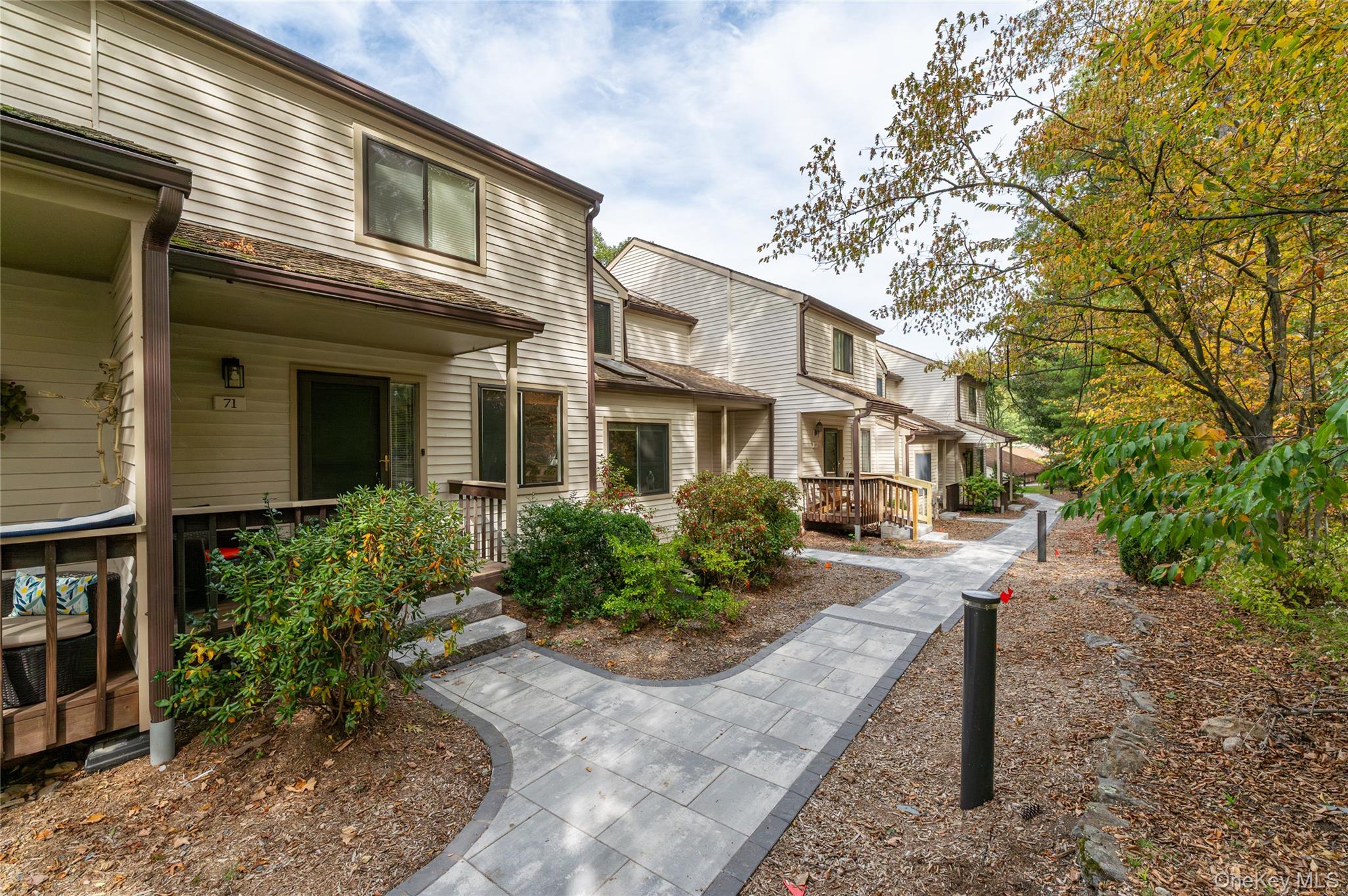 71 Pheasant Run, Millwood, NY 10546