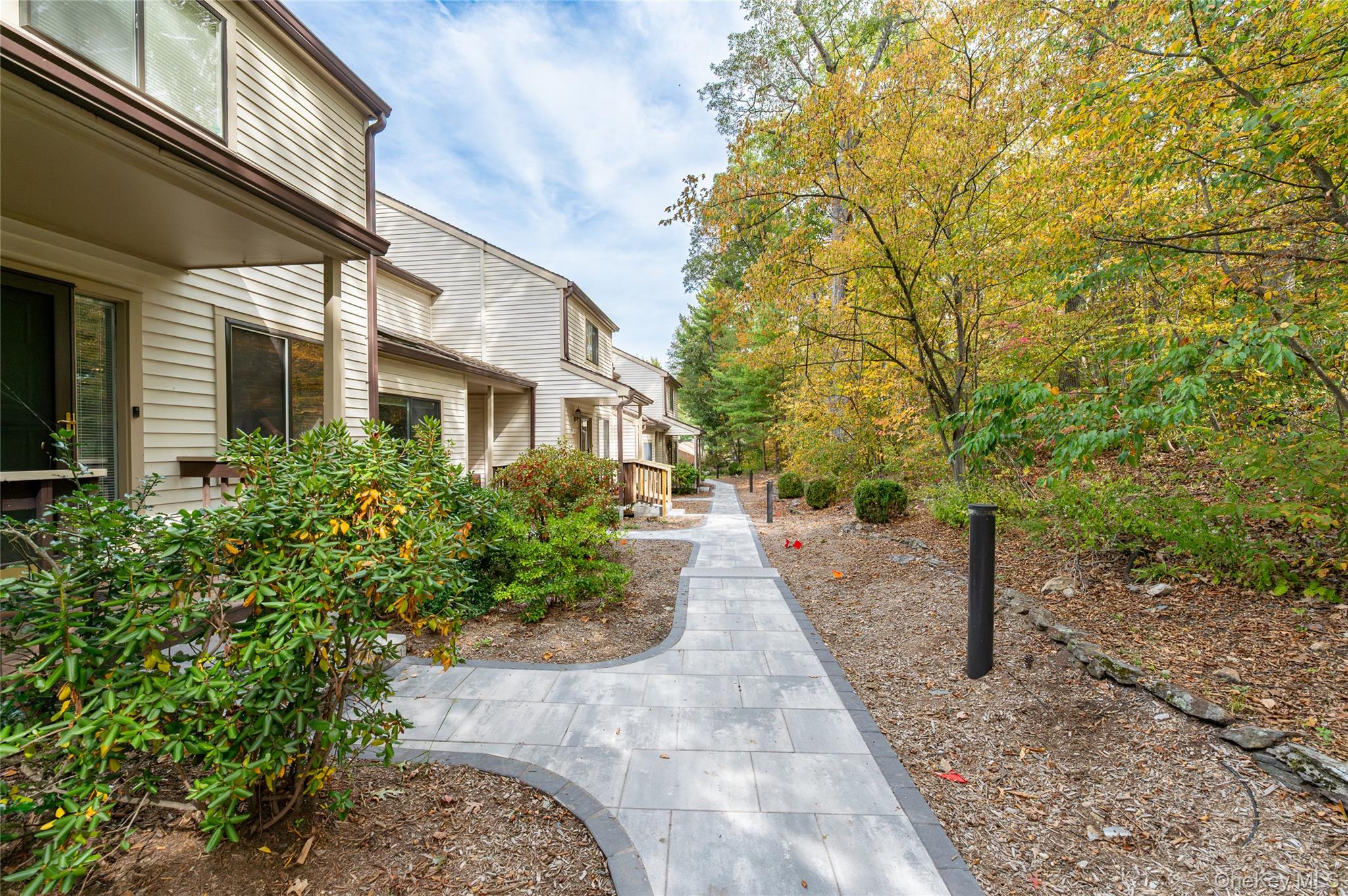 71 Pheasant Run, Millwood, NY 10546