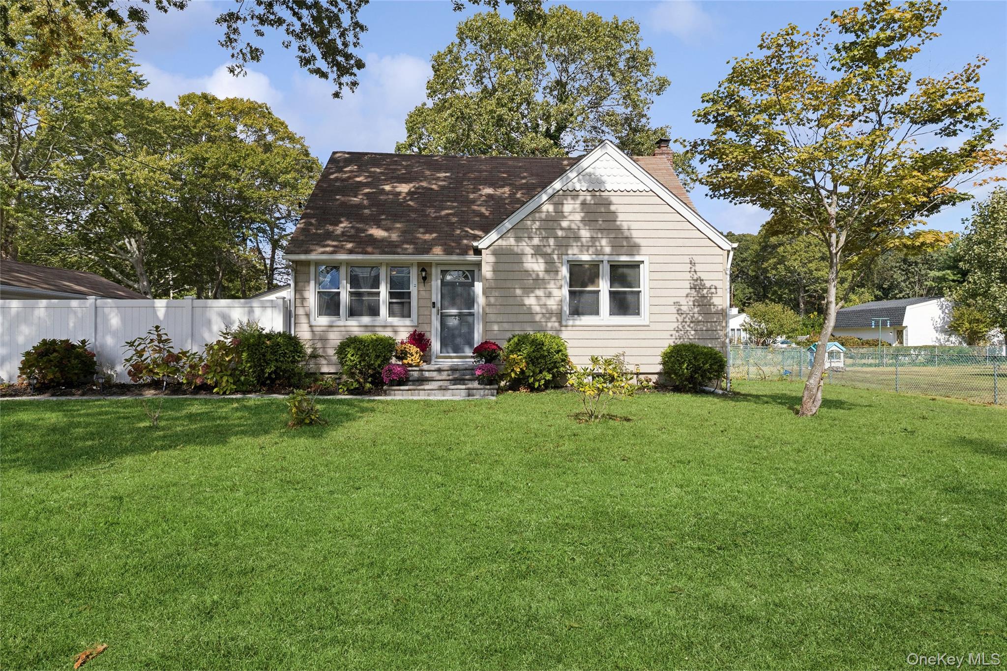 45 Pinetop Drive, Shirley, NY 11967