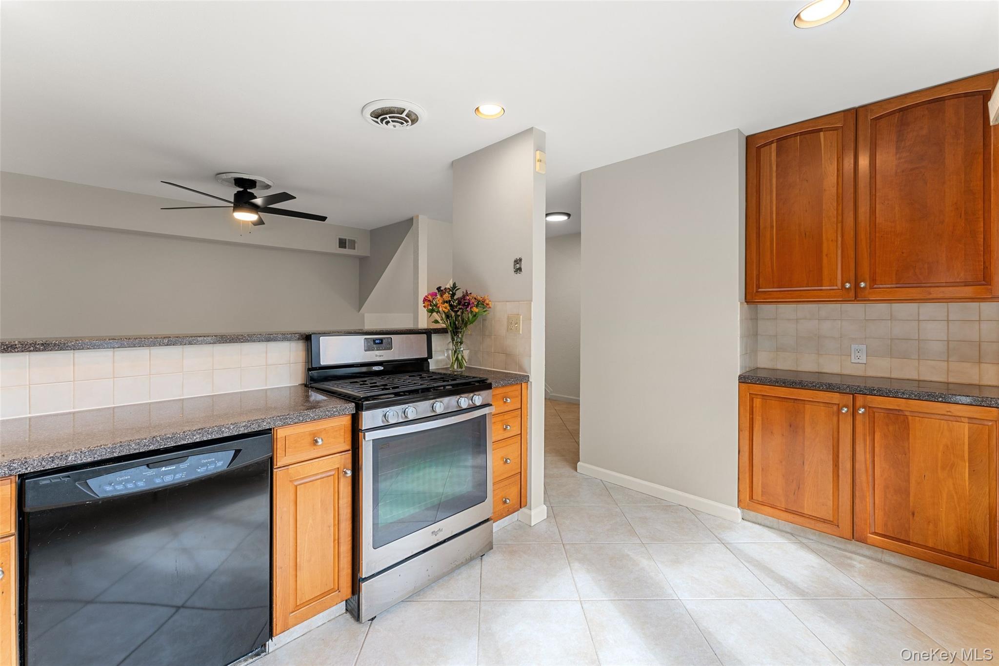 11 Jackson Avenue # 4, Scarsdale, NY 10583