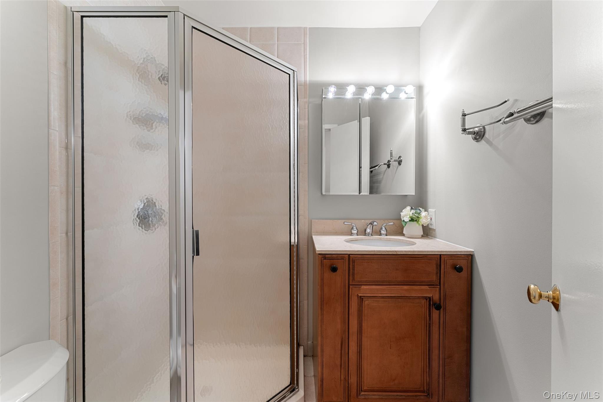 11 Jackson Avenue # 4, Scarsdale, NY 10583